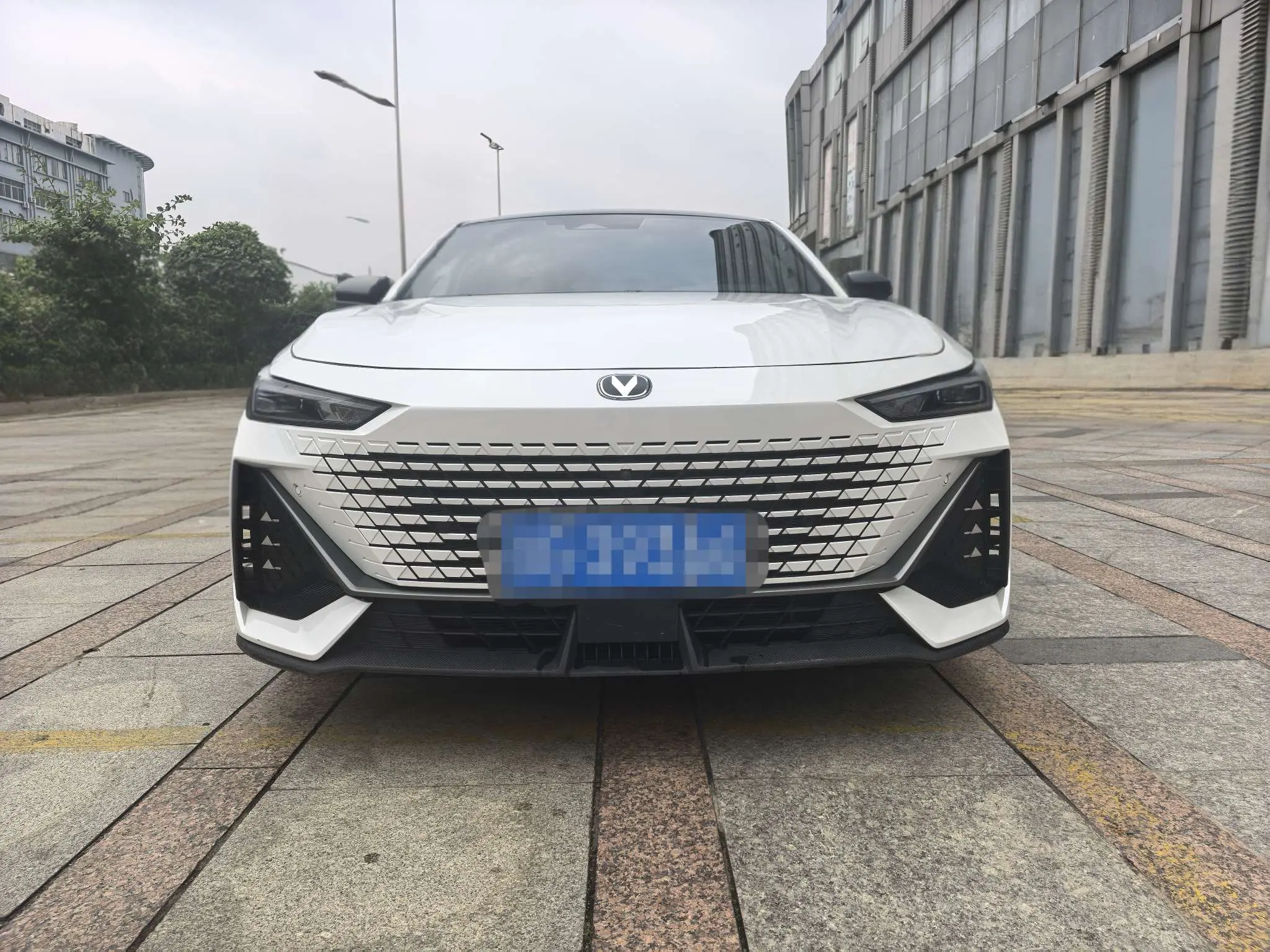 Changan UNI-V