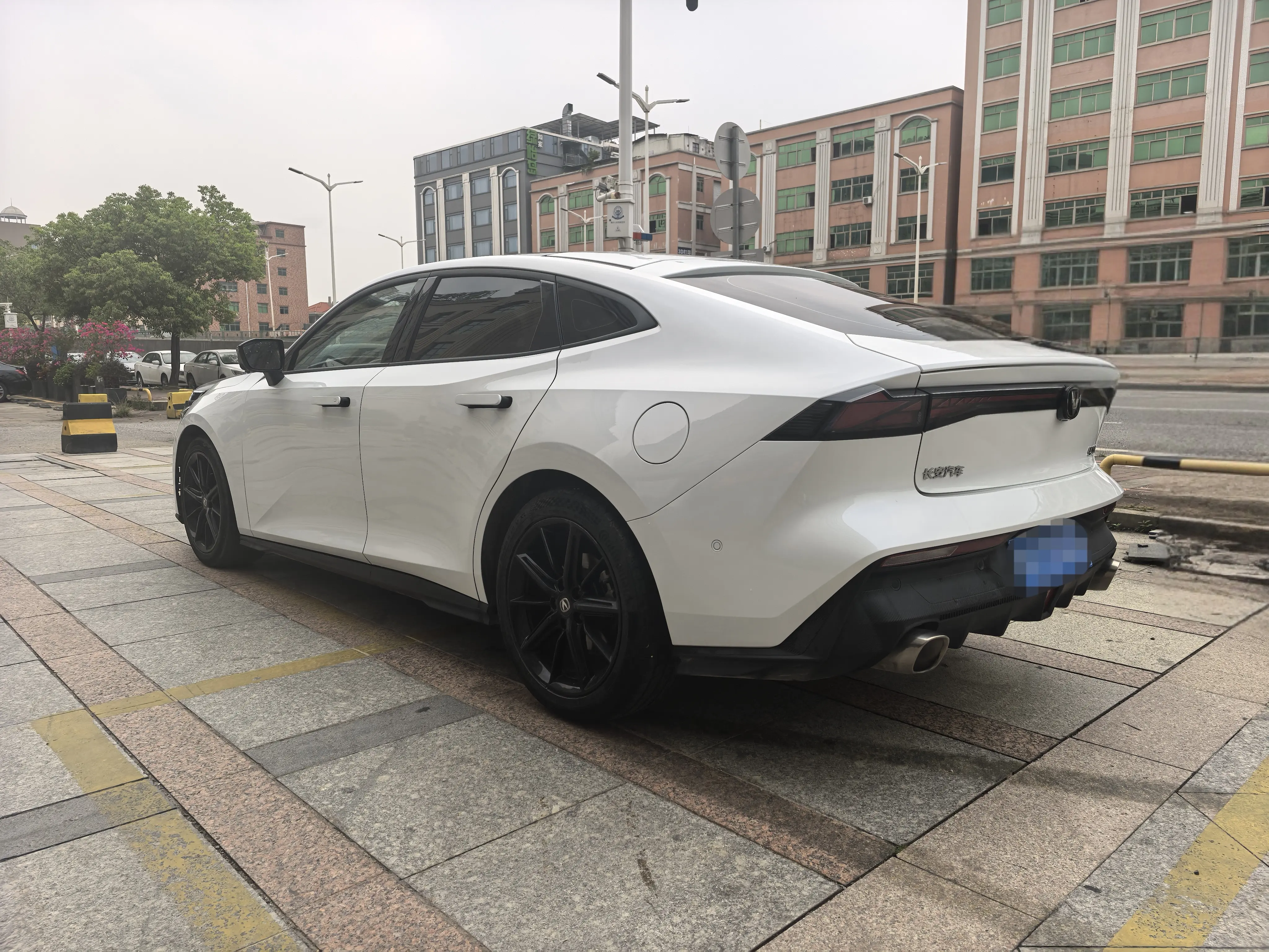 Changan UNI-V