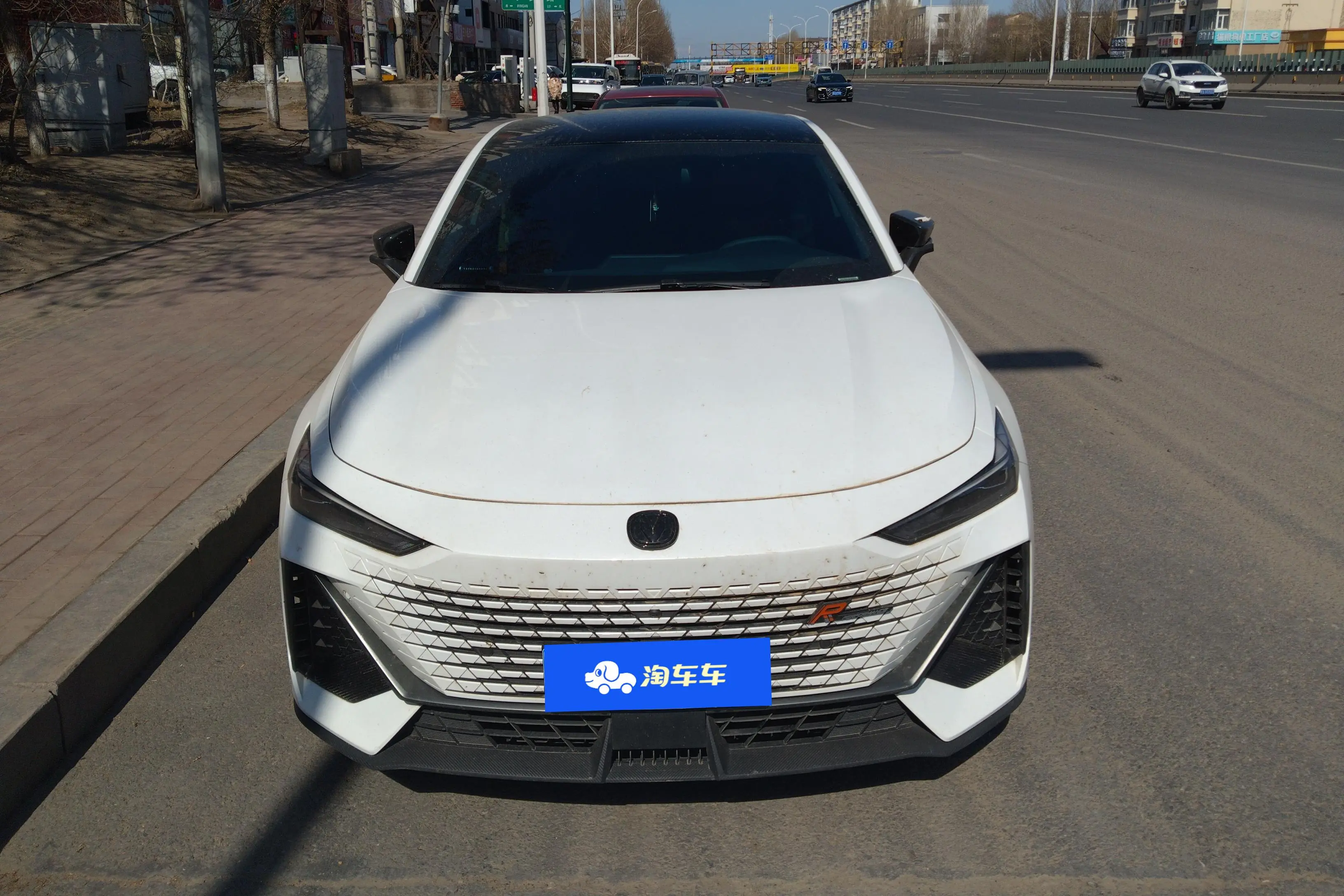 Changan UNI-V