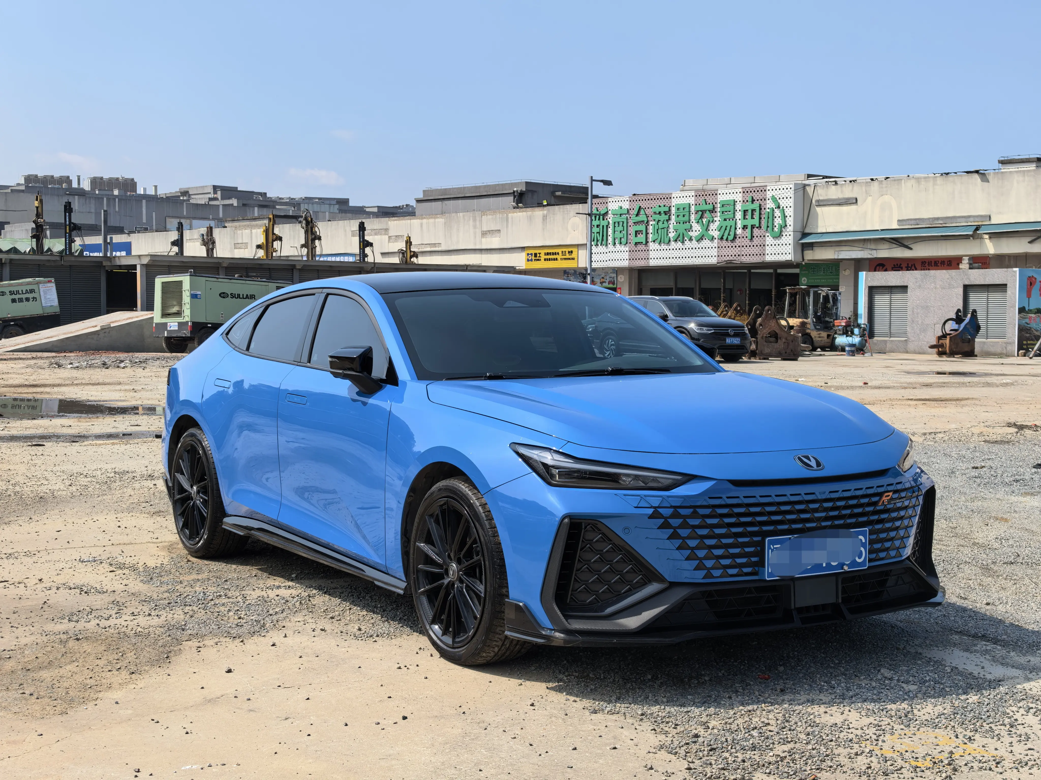 Changan UNI-V