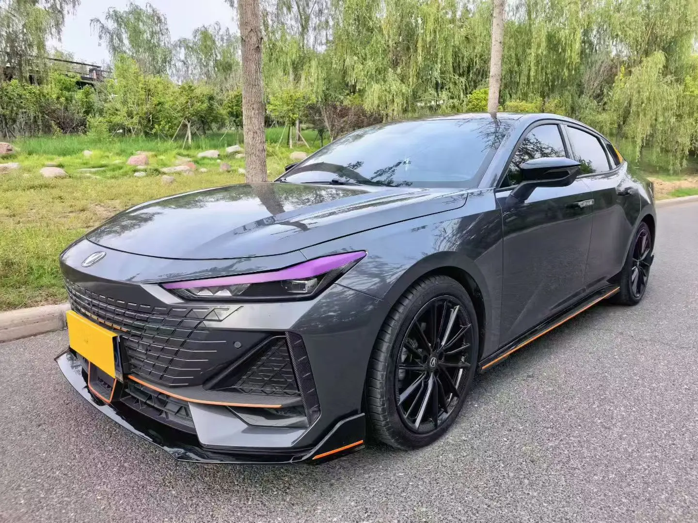 Changan UNI-V
