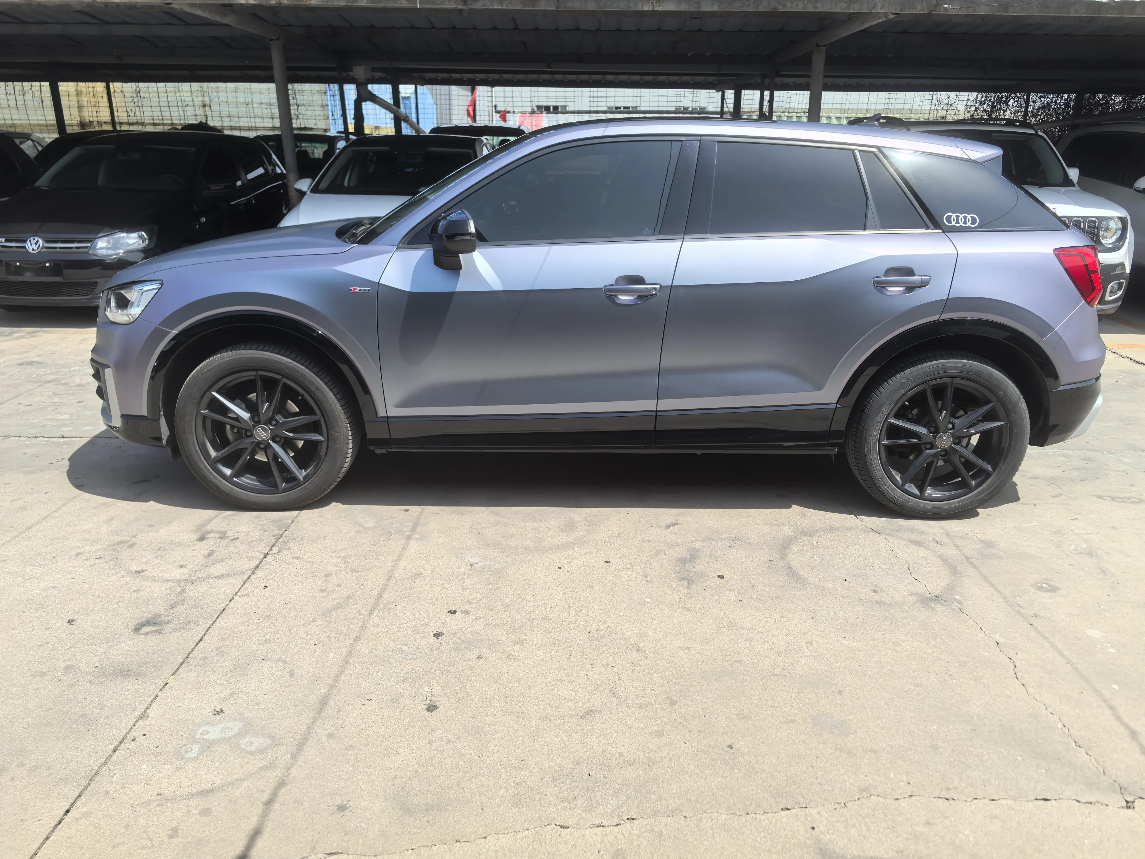 Audi Q2L