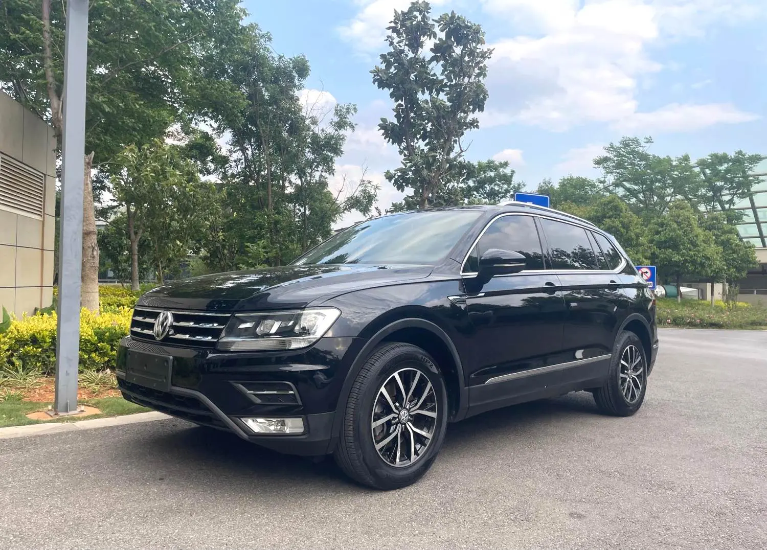 Volkswagen Tiguan L