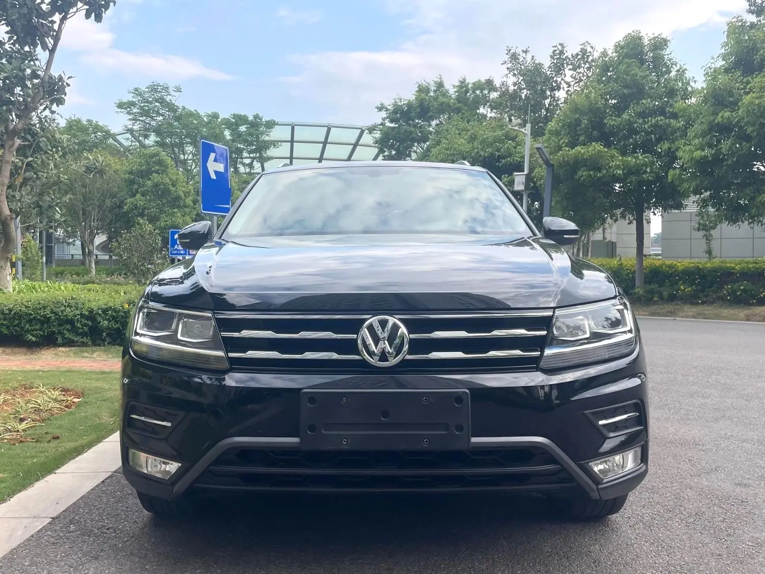 Volkswagen Tiguan L