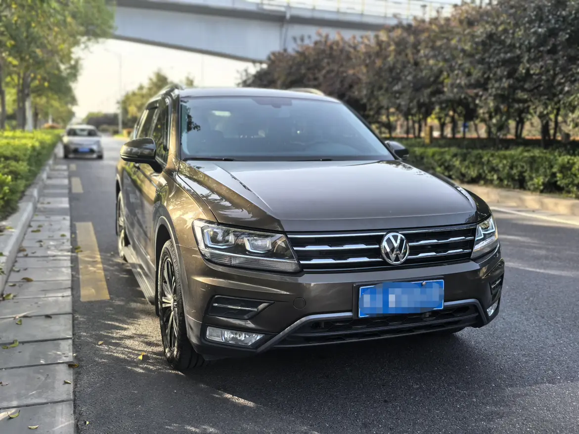 Volkswagen Tiguan L