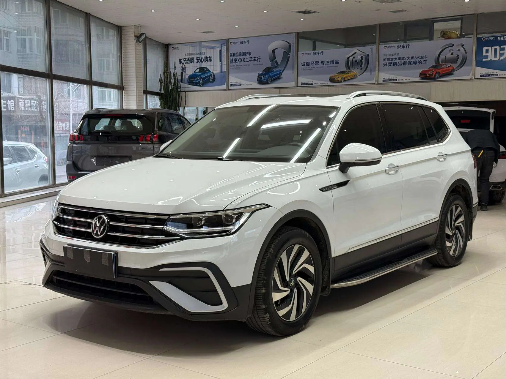 Volkswagen Tiguan L