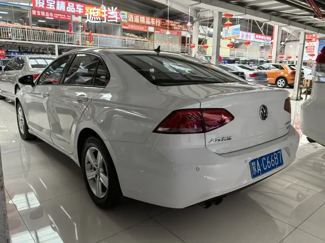 Volkswagen Lamando