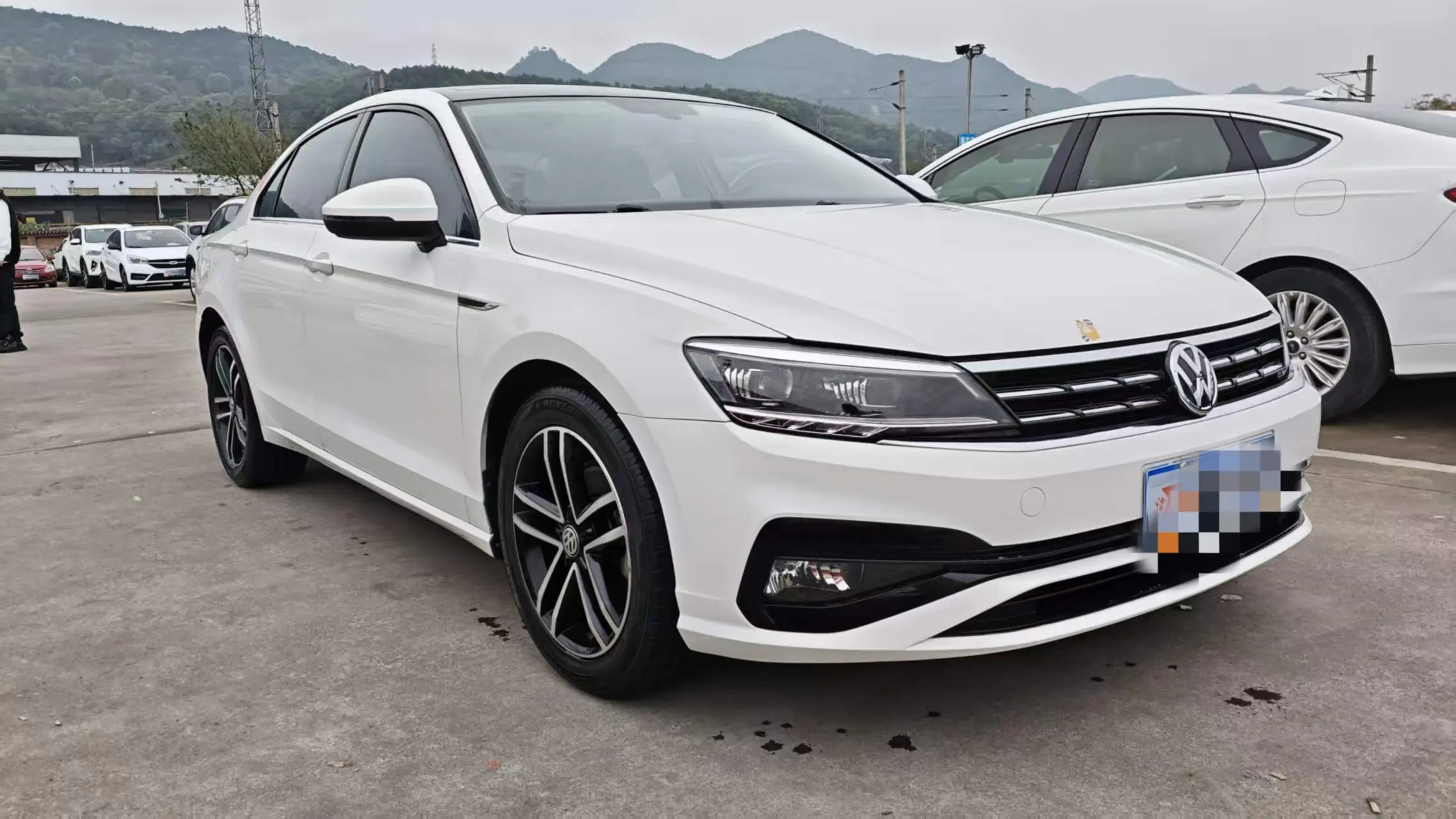 Volkswagen Lamando