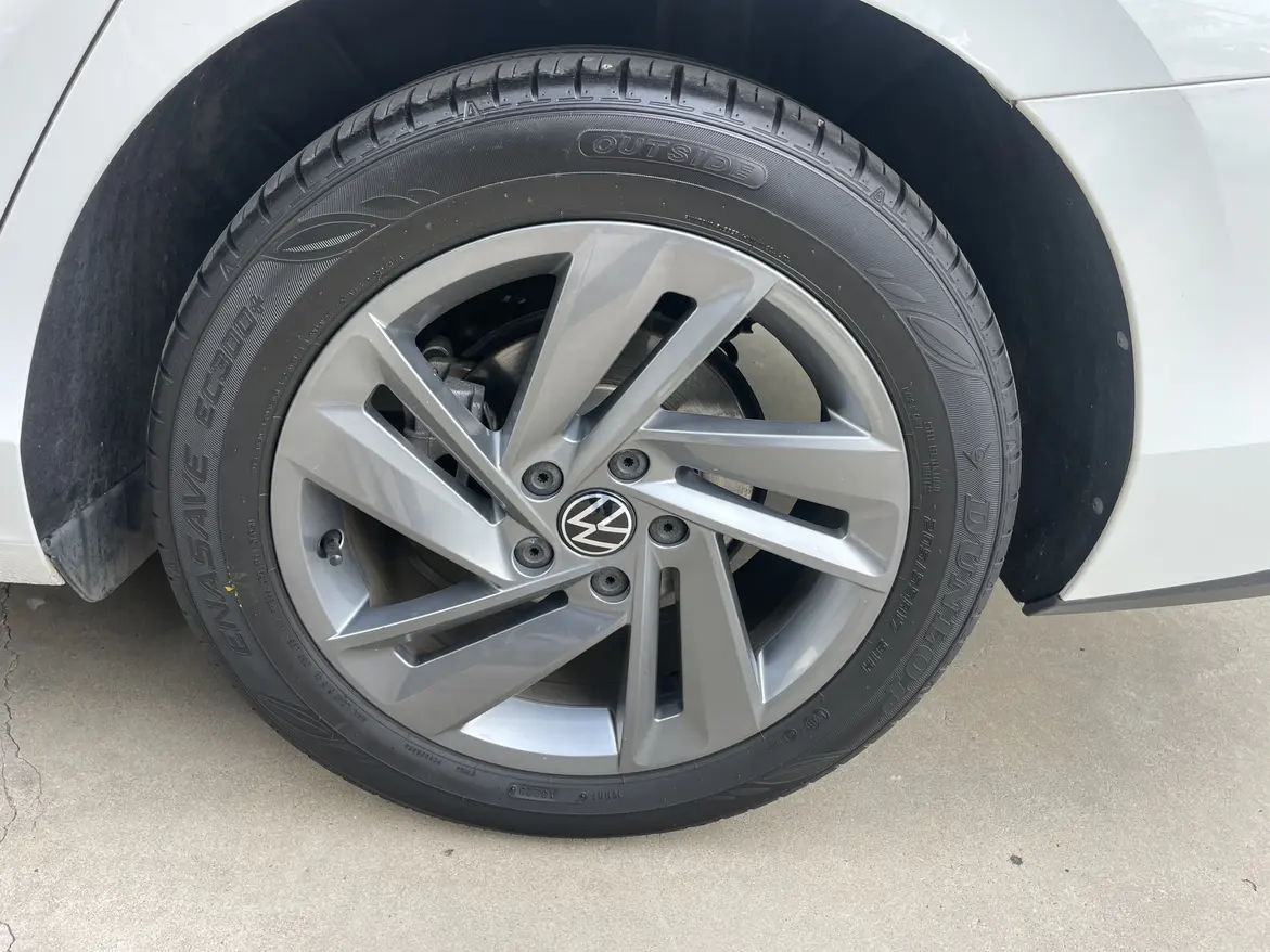 Volkswagen Lamando
