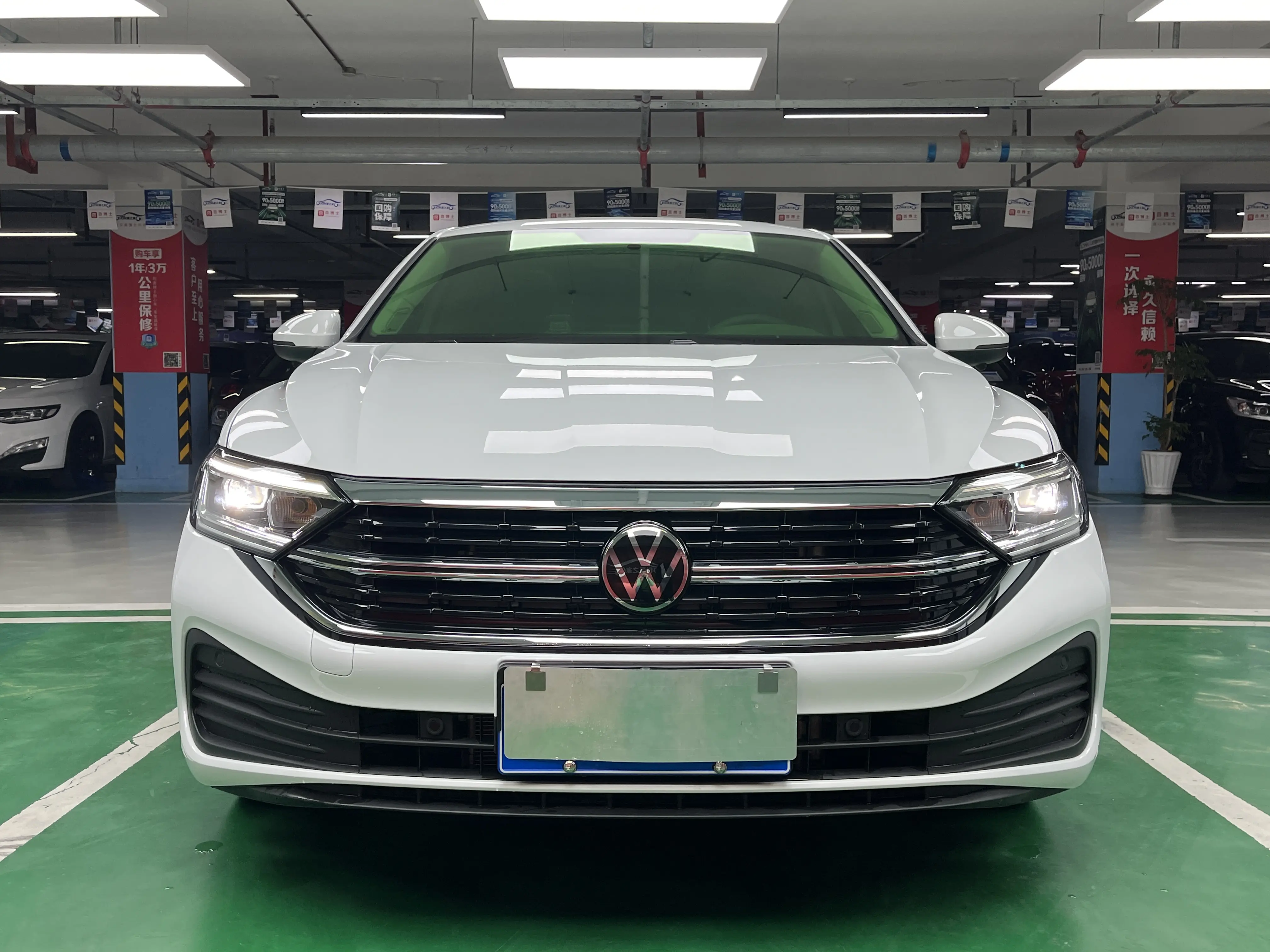 Volkswagen Sagitar