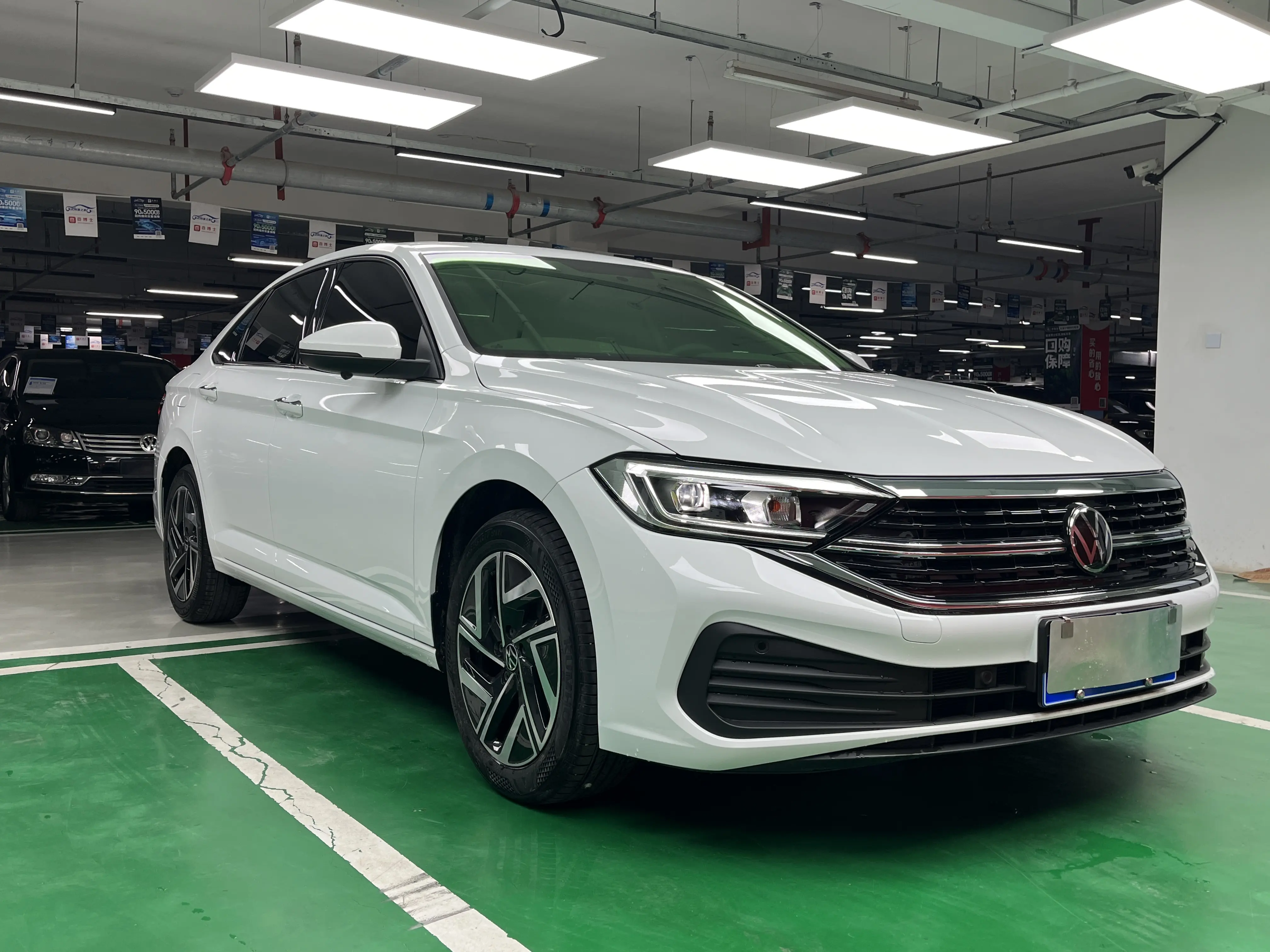 Volkswagen Sagitar