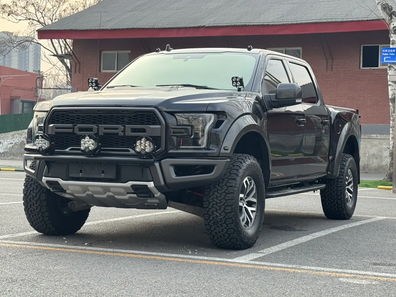 Ford F-150 Raptor