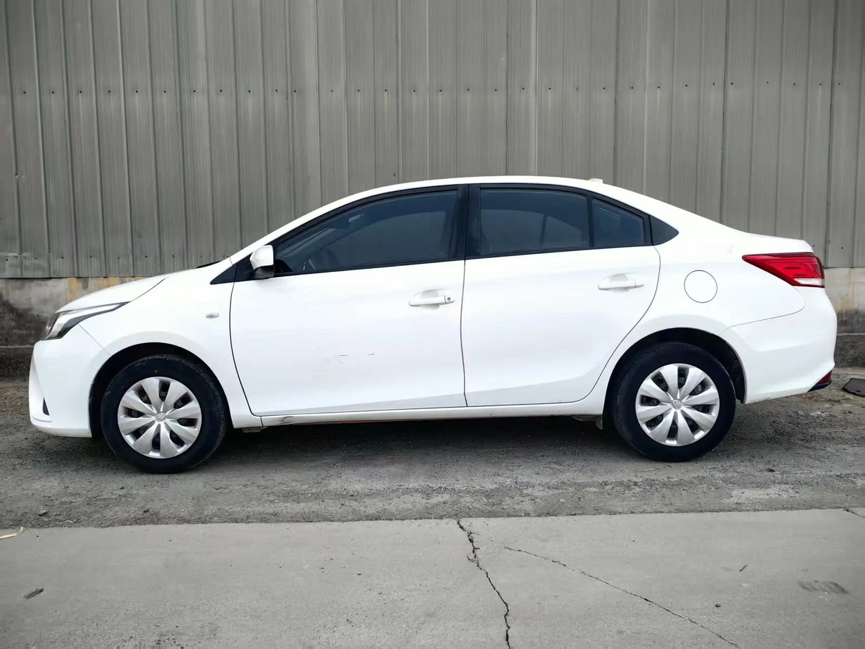 Toyota YARiS L Enjoy
