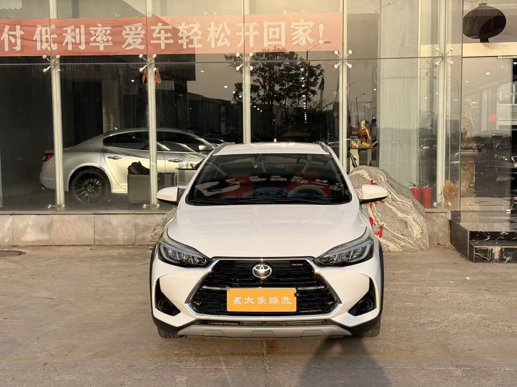 Toyota Yaris L