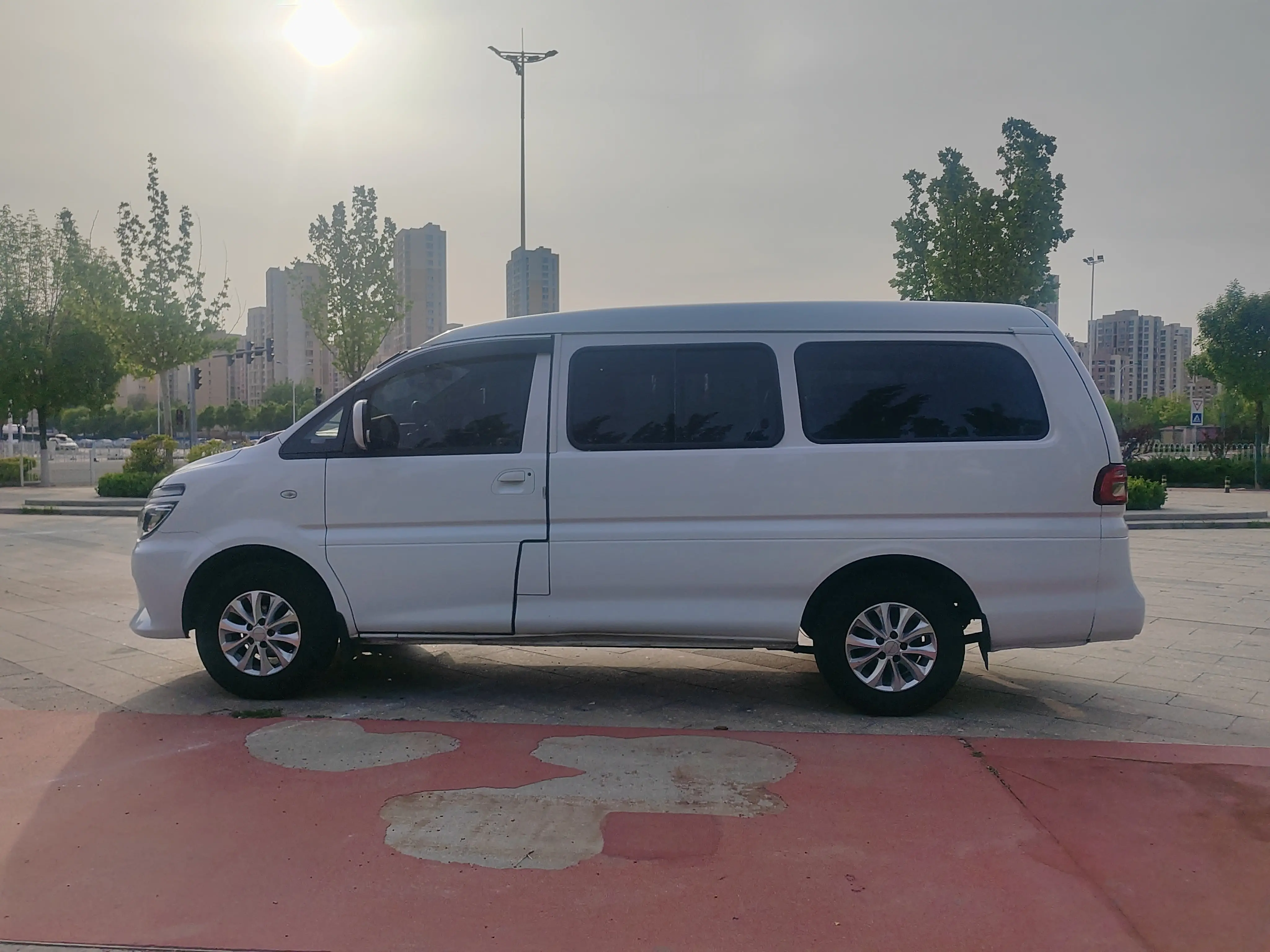 Forthing Lingzhi New Energy