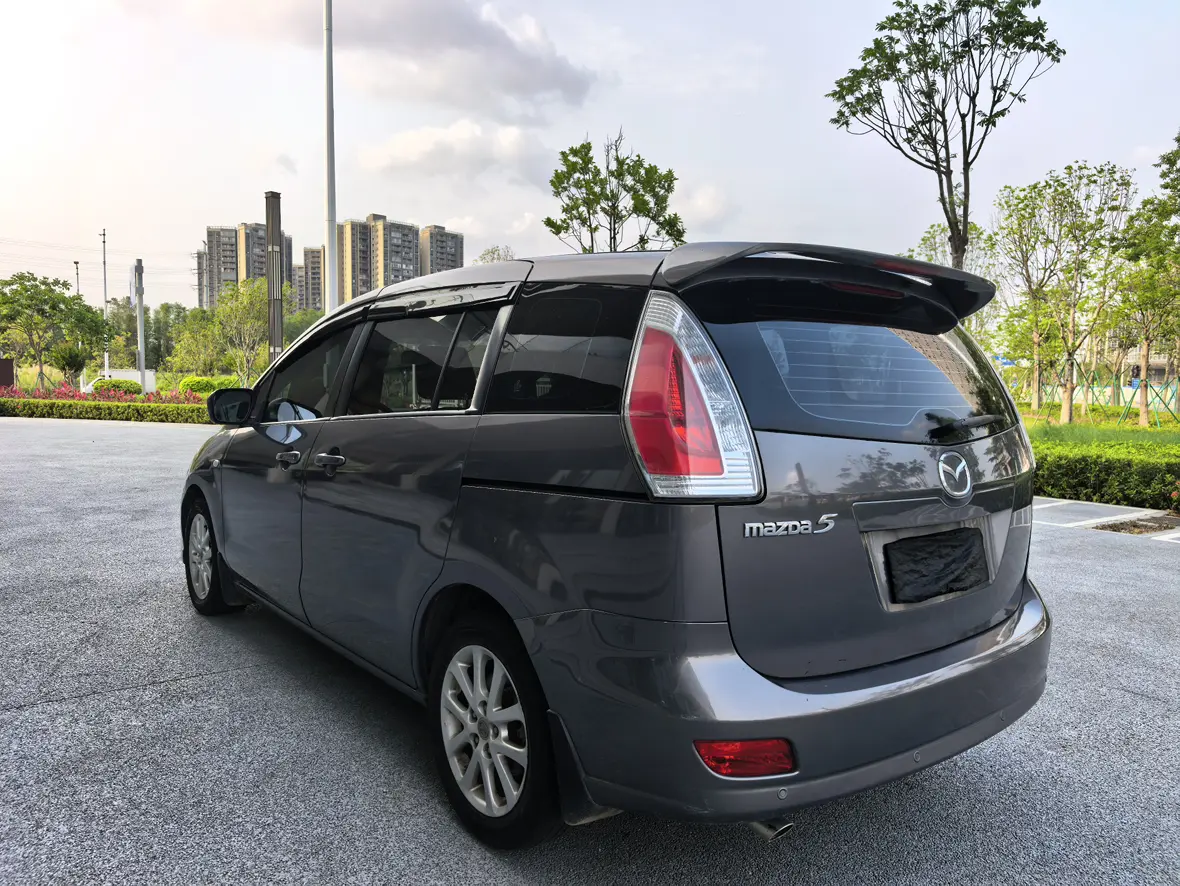 Mazda 5
