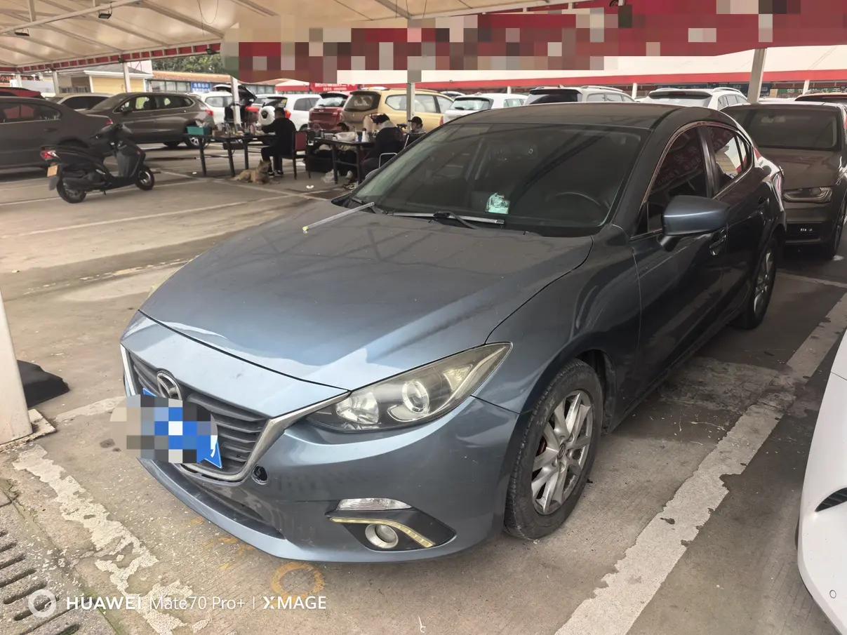 Mazda Axela