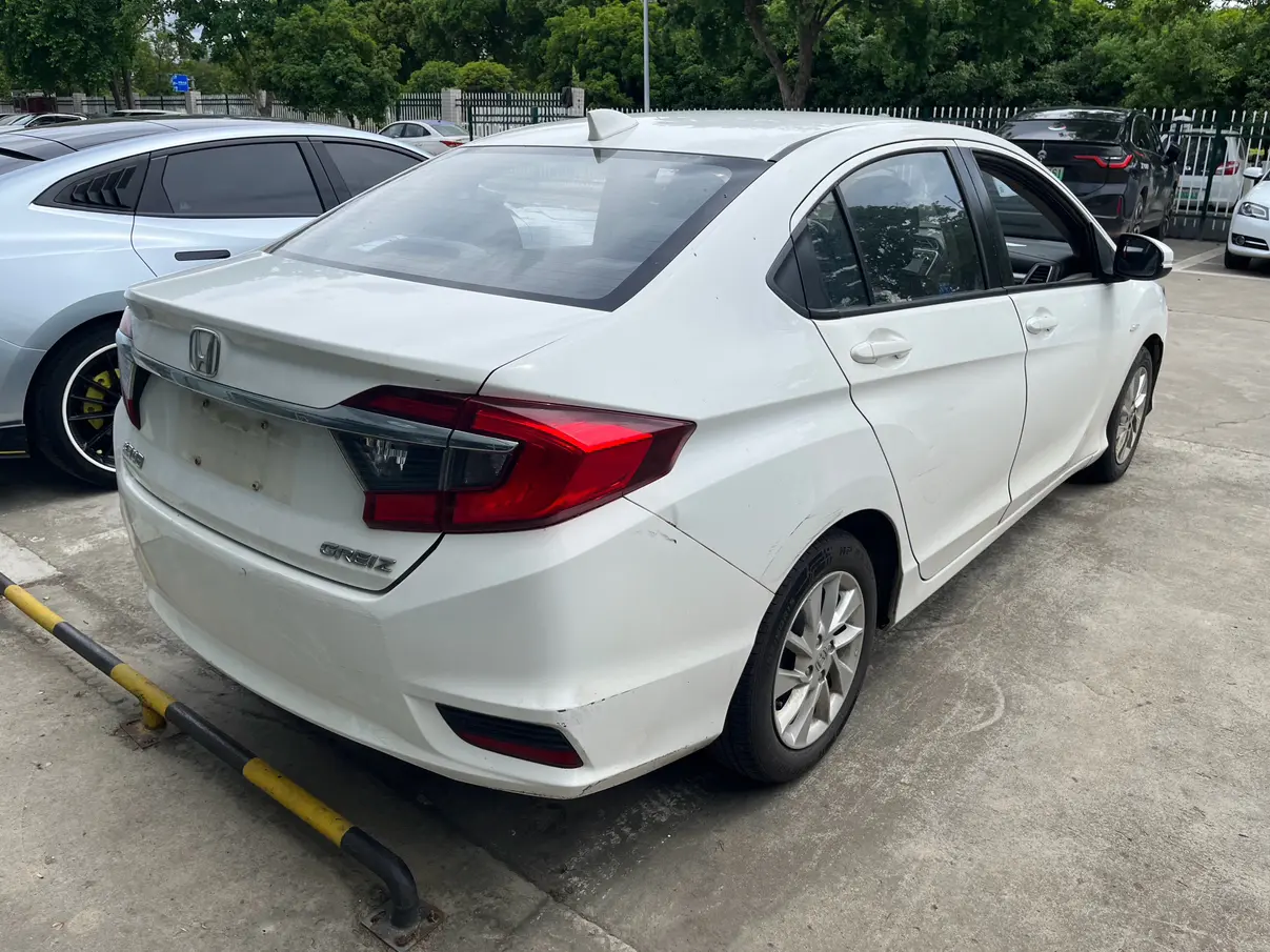 Honda Gray