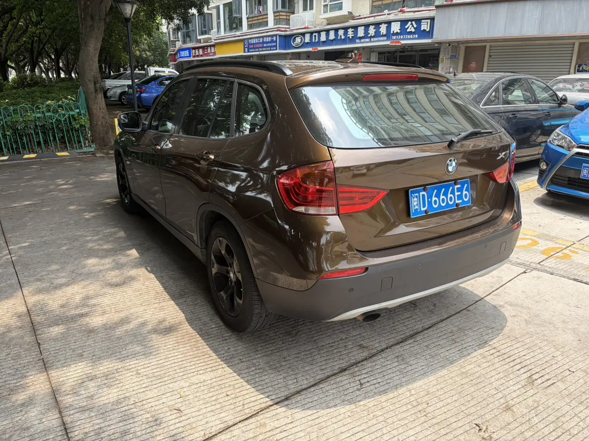 BMW X1