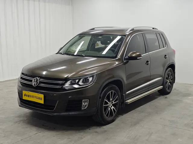 Volkswagen Tiguan (Tharu)
