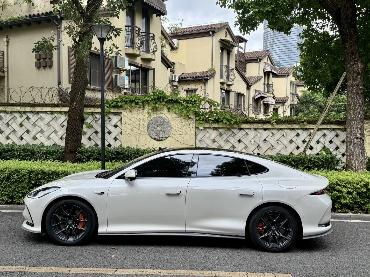 IM Motors L6