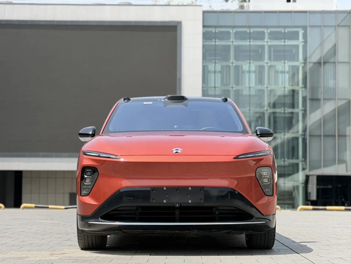 NIO EC7