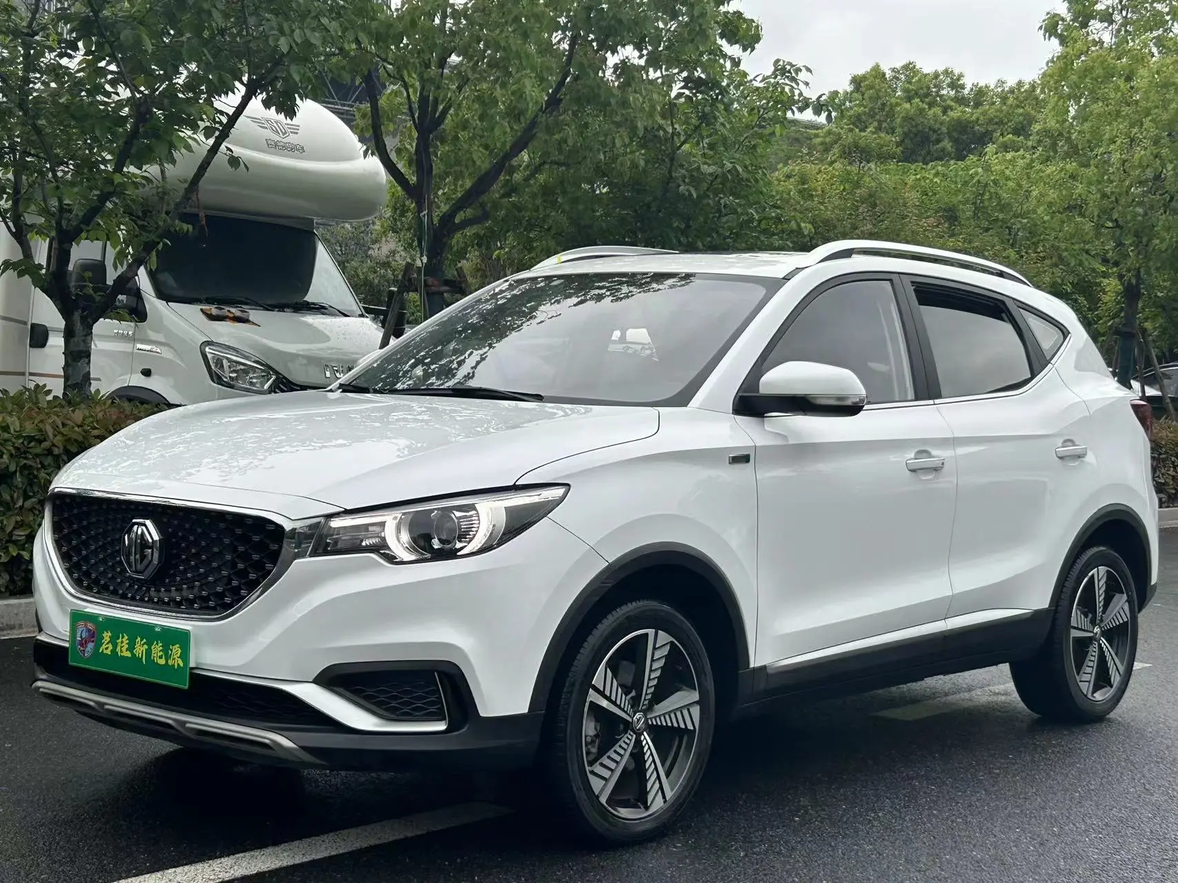 MG EZS pure electric