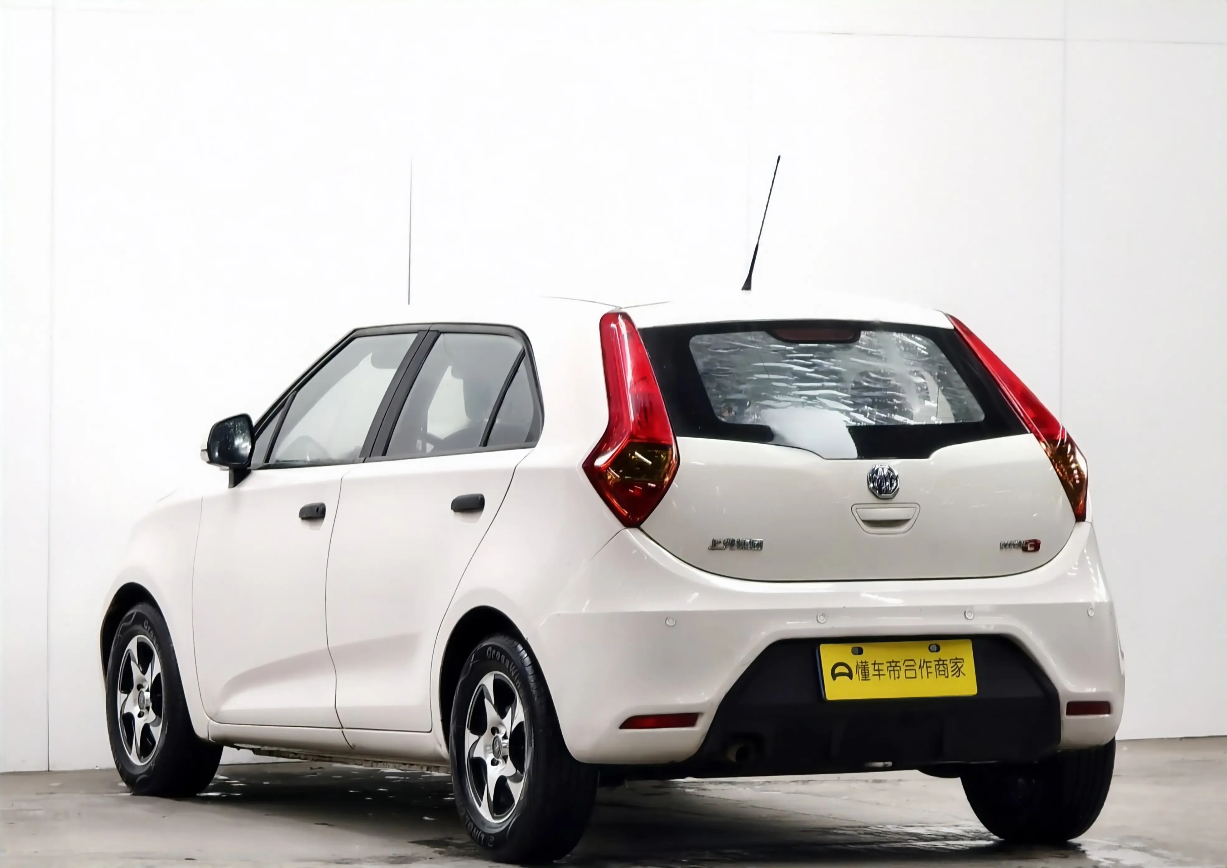 MG 3