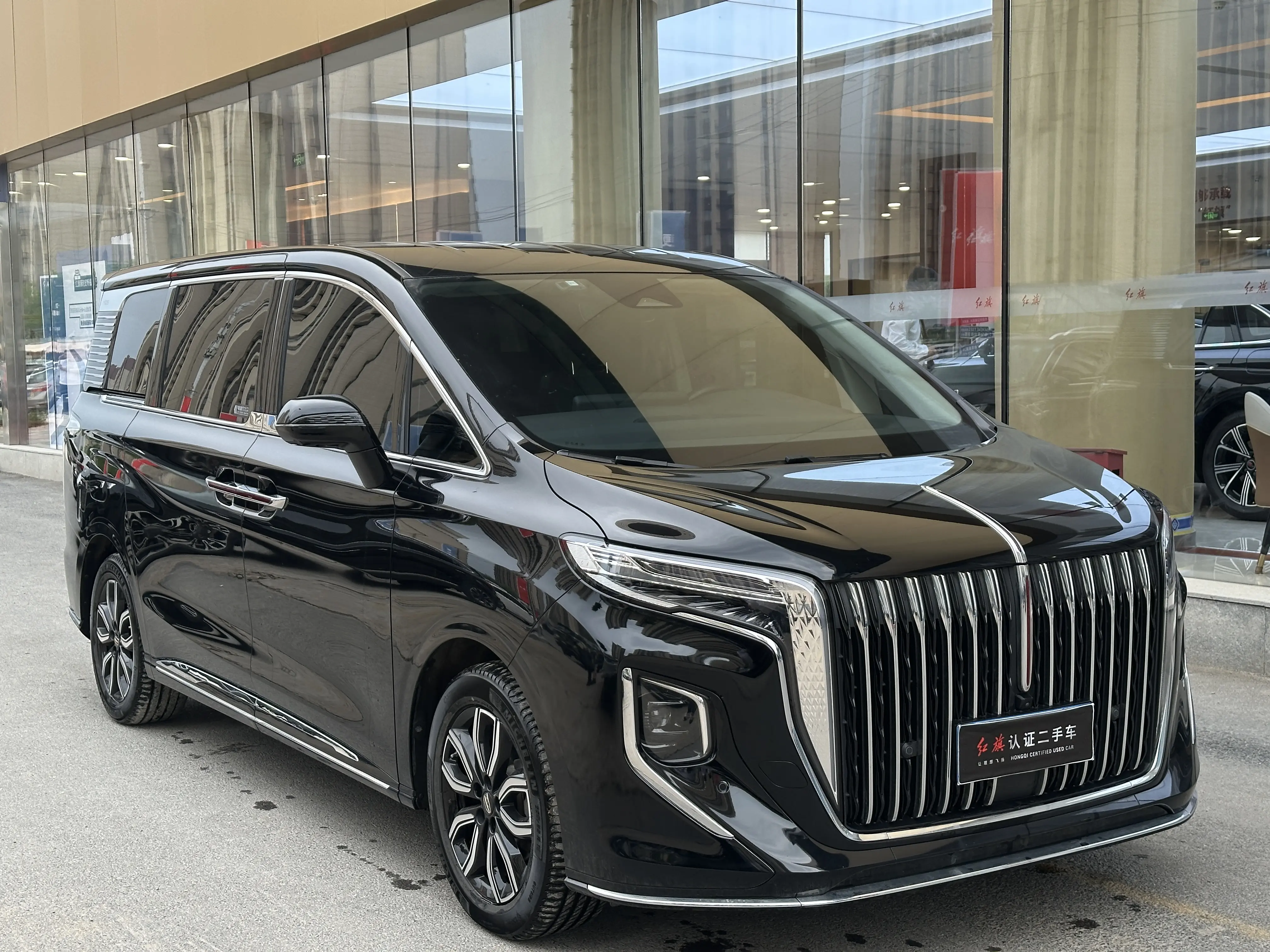 Hongqi HQ9