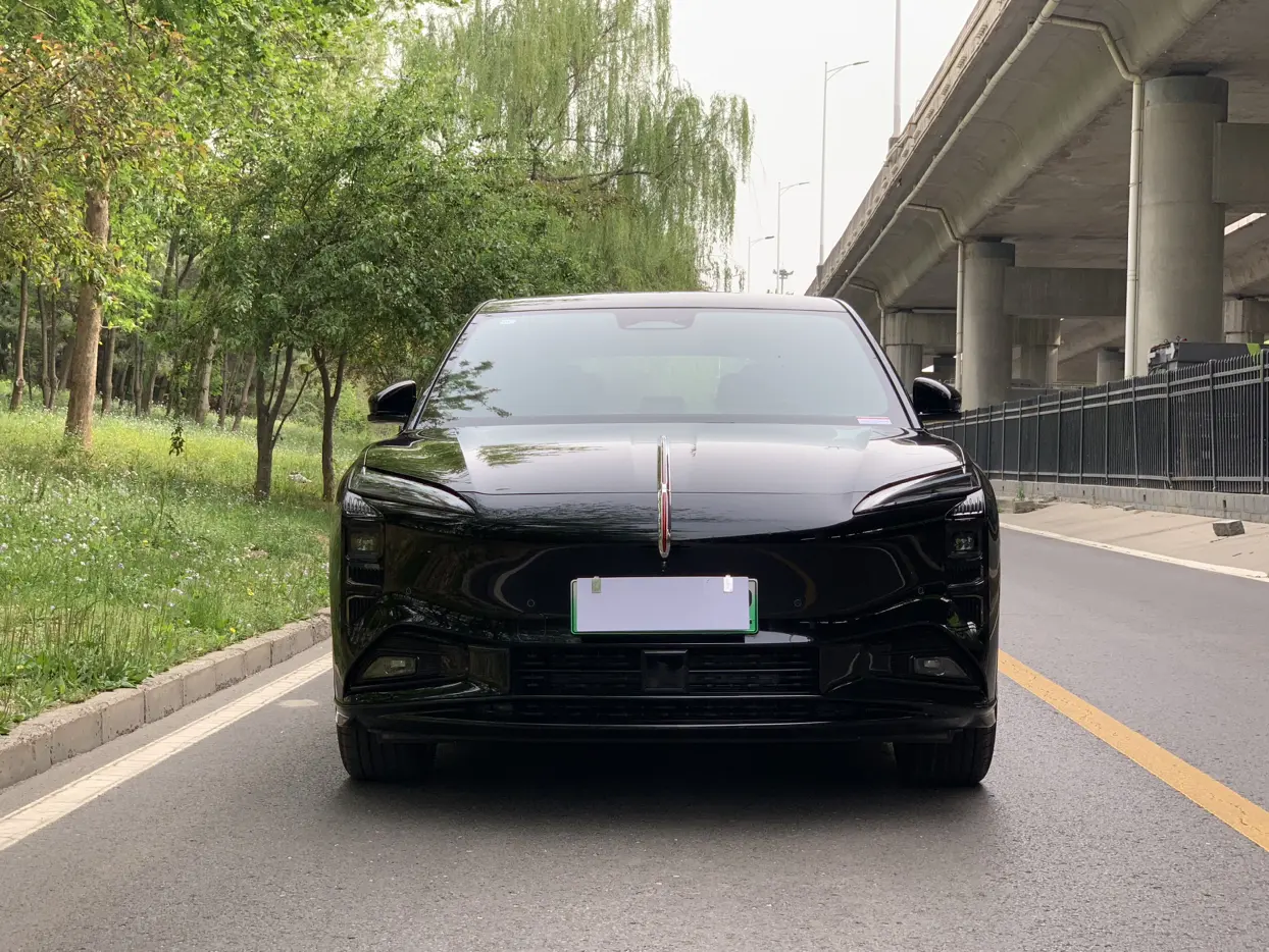 Hongqi Red Flag Tiangong 08