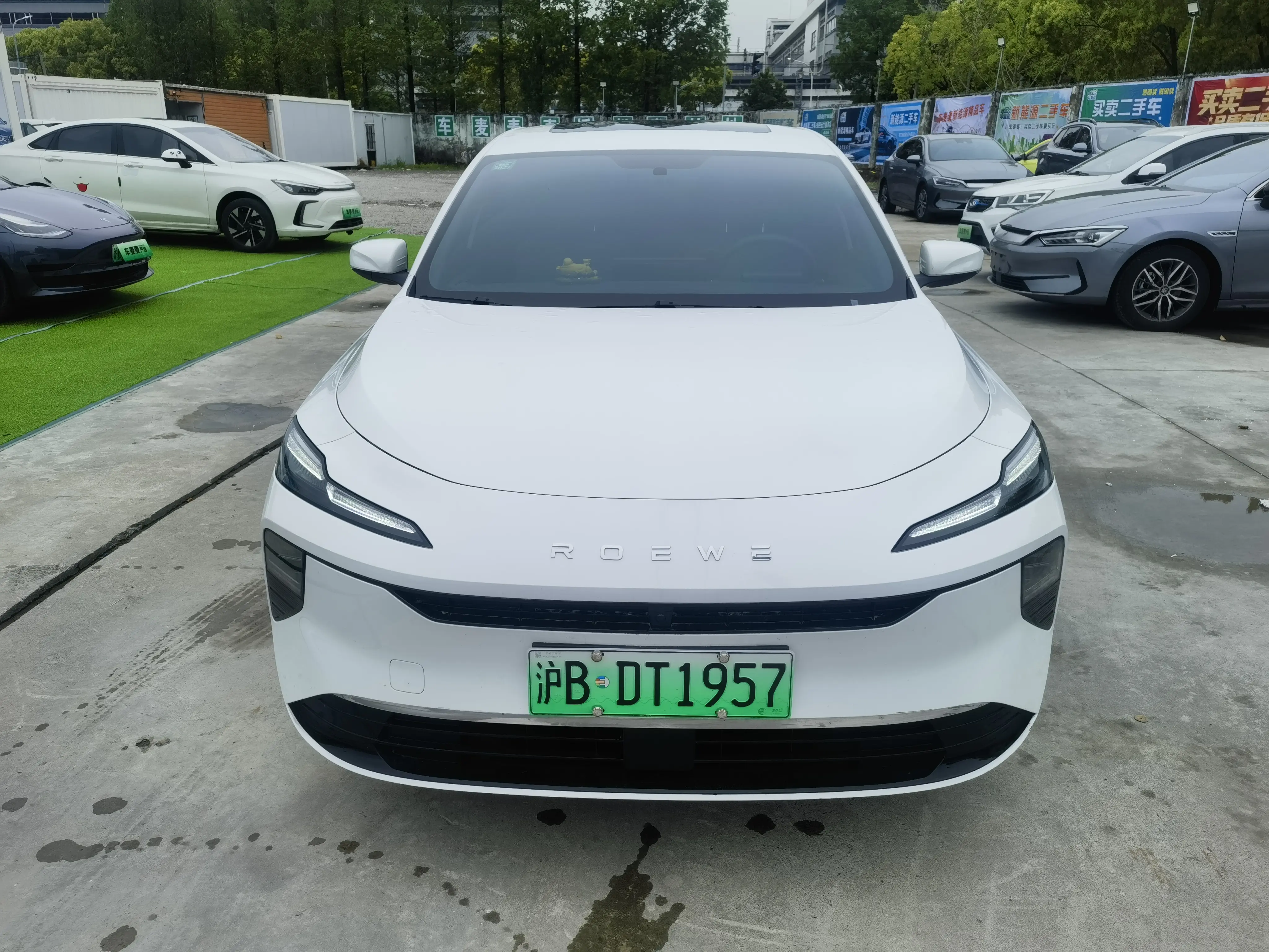 Roewe D6