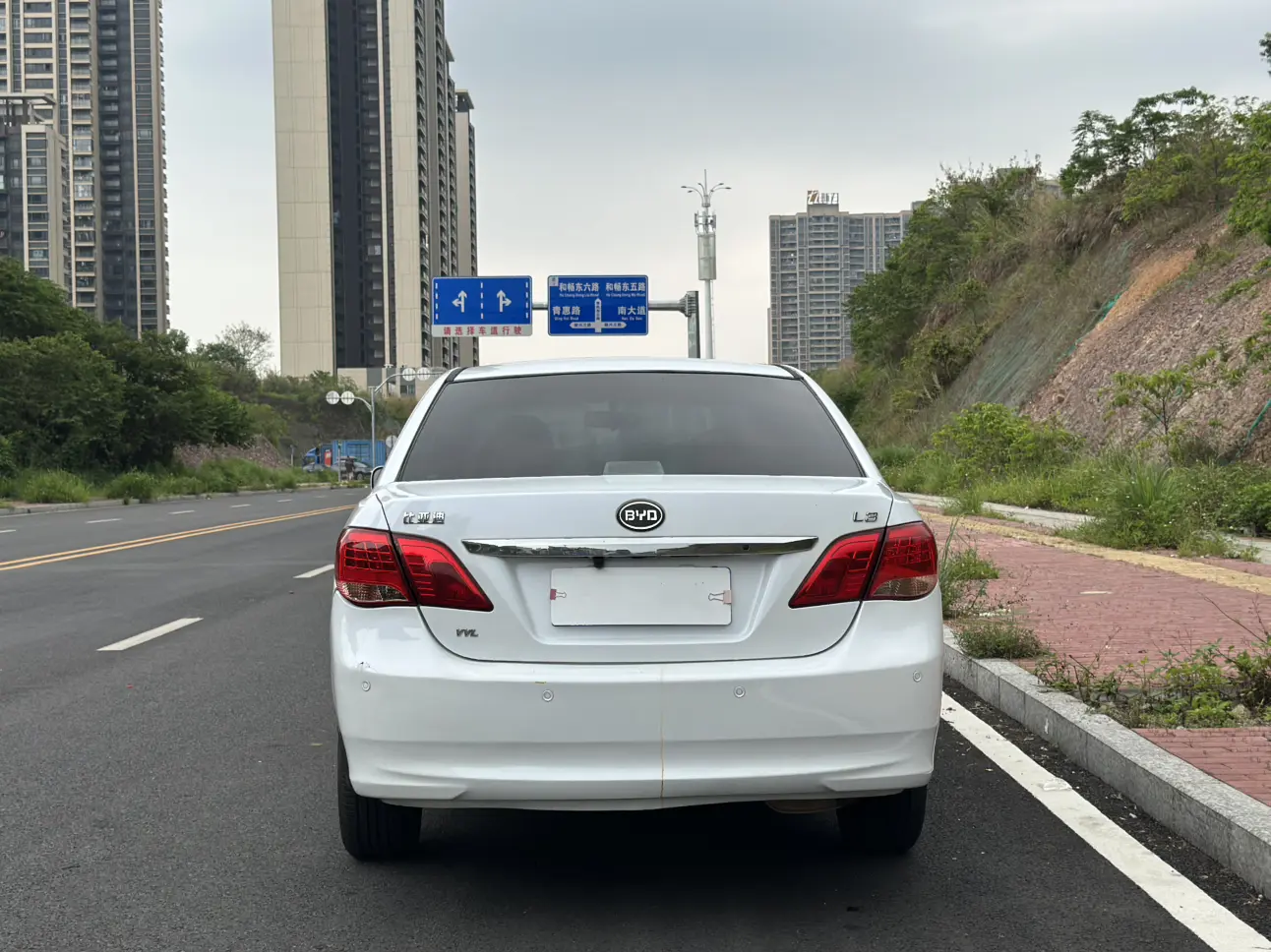 BYD L3