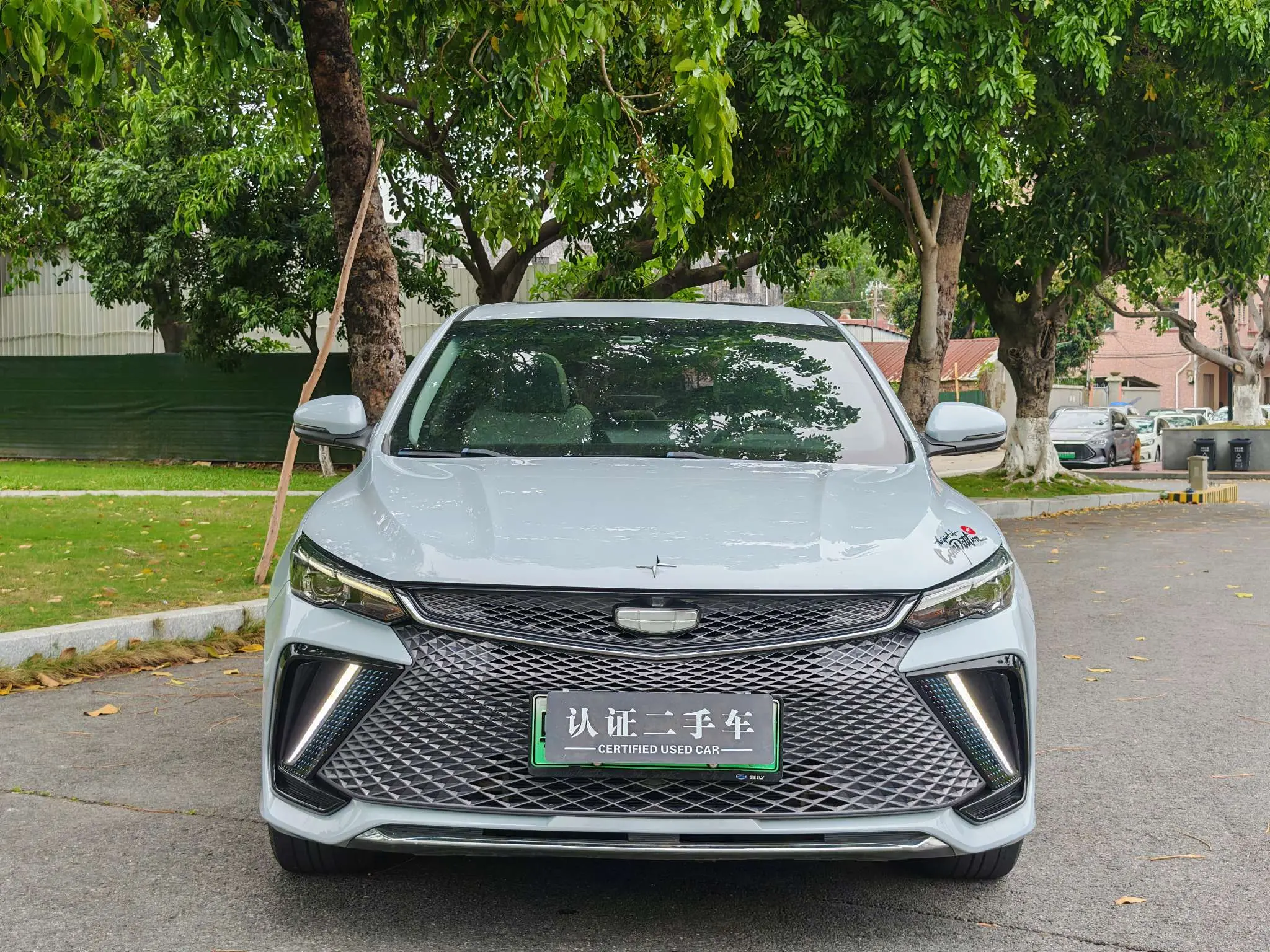 Geely Emgrand L HiP