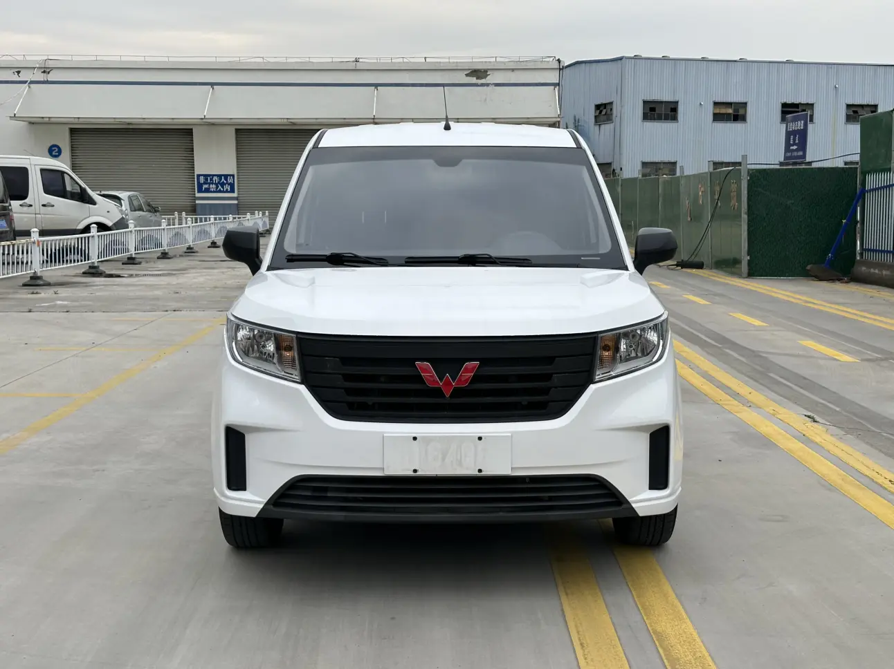 Wuling Hongguang PLUS
