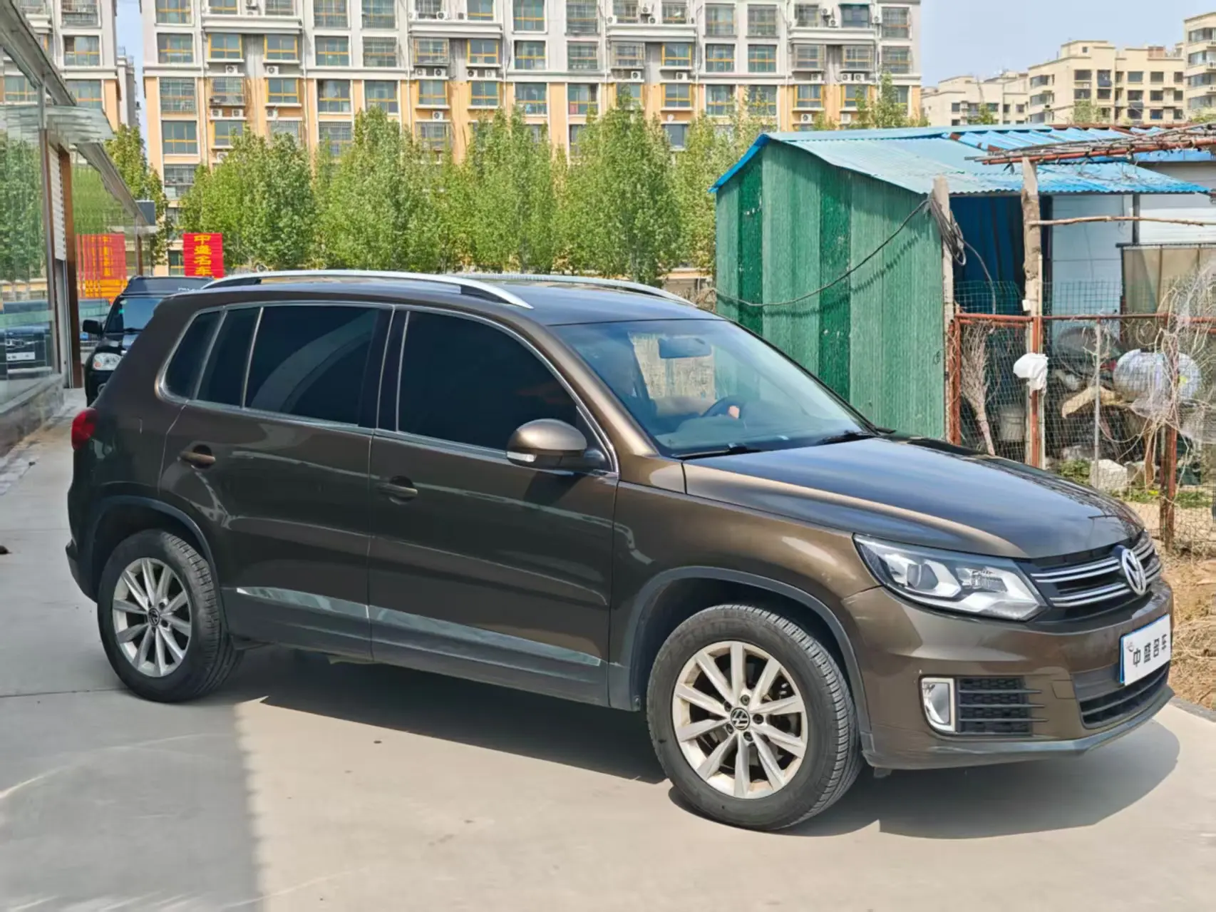 Volkswagen Tiguan (Tharu)
