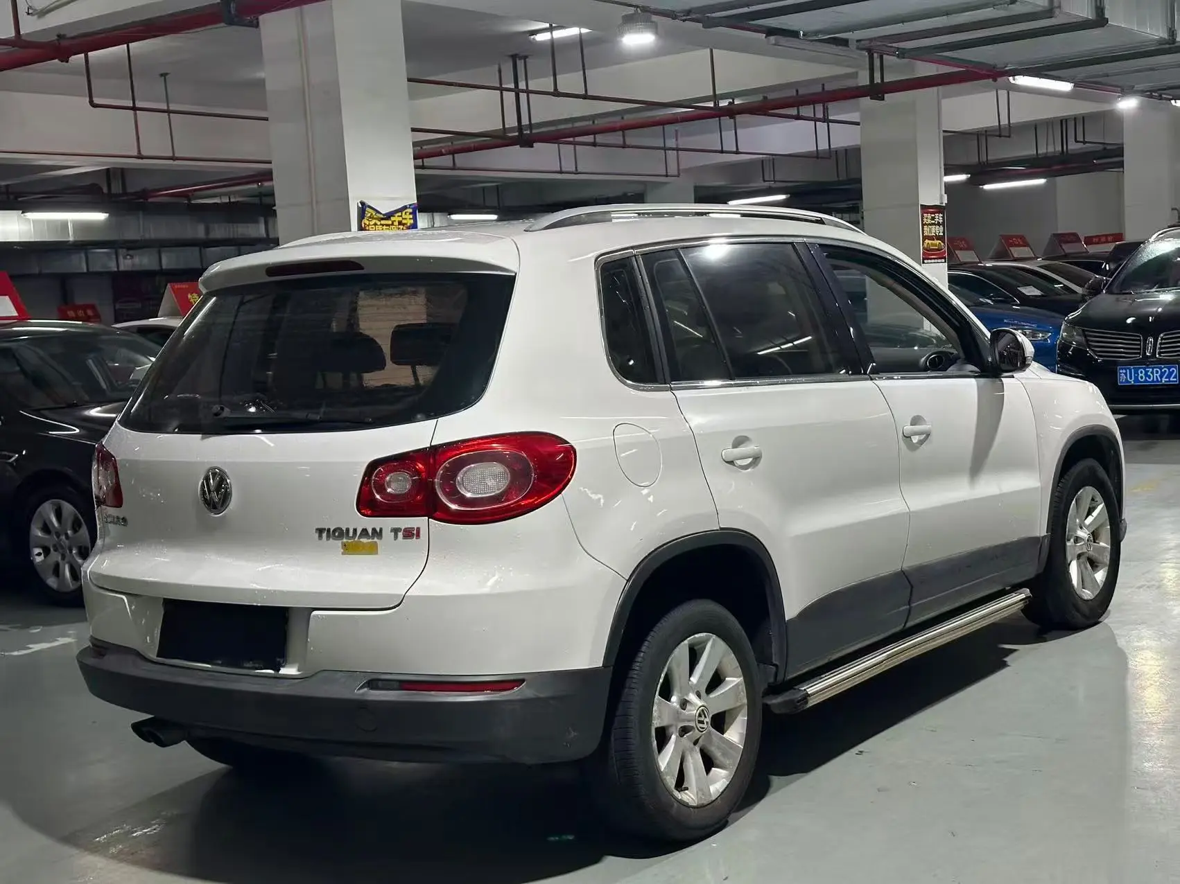 Volkswagen Tiguan (Tharu)