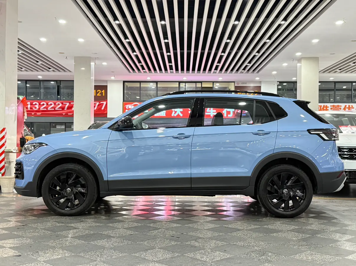 Volkswagen Tharu