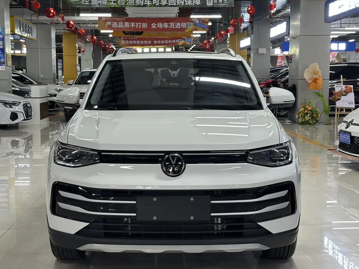 Volkswagen Tharu