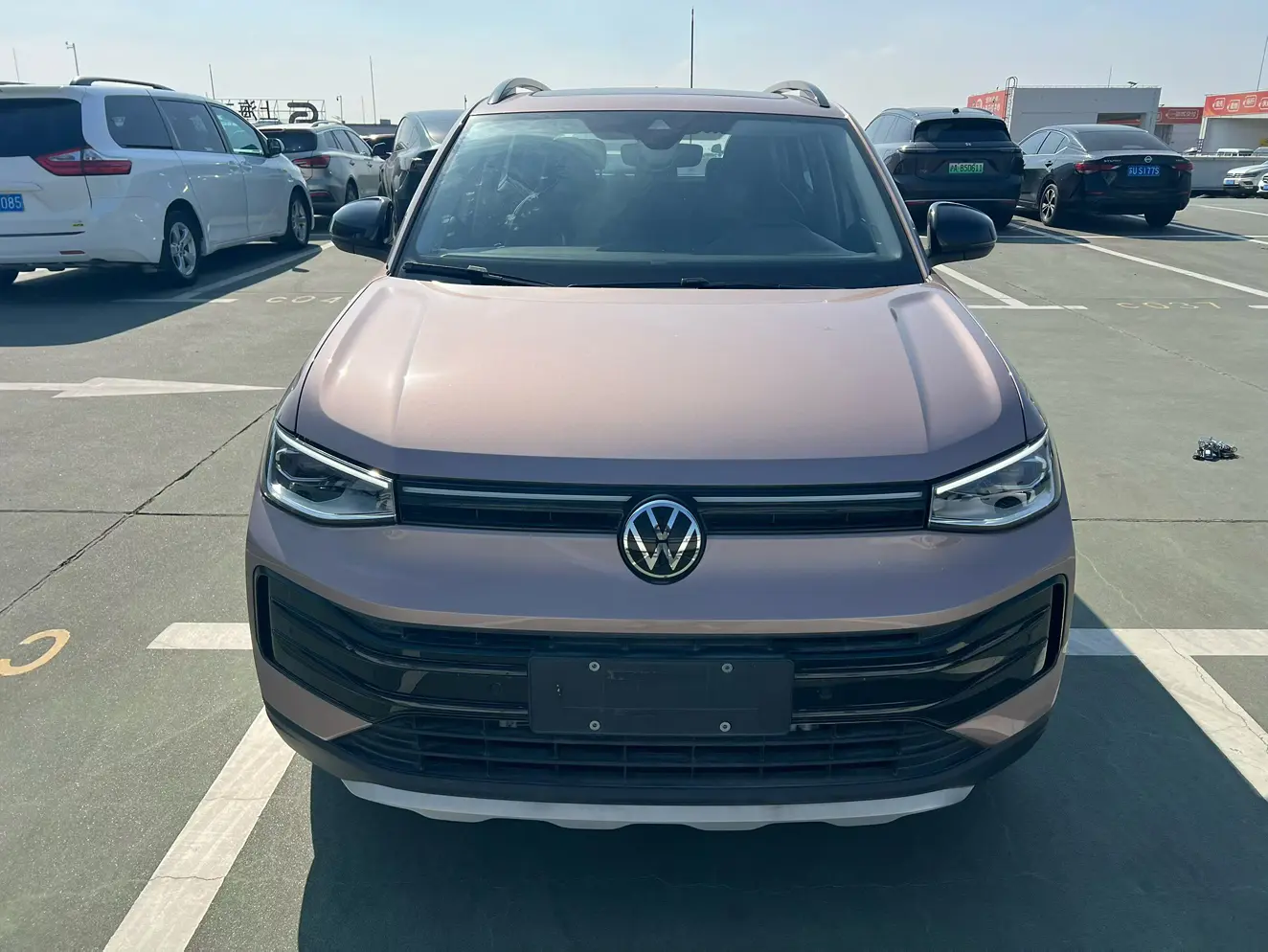 Volkswagen Tharu