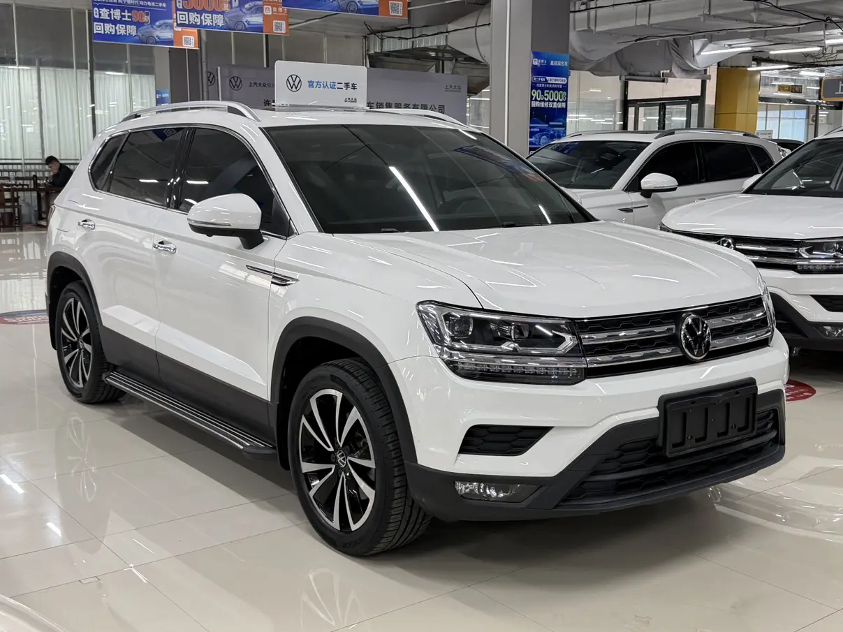 Volkswagen Tharu