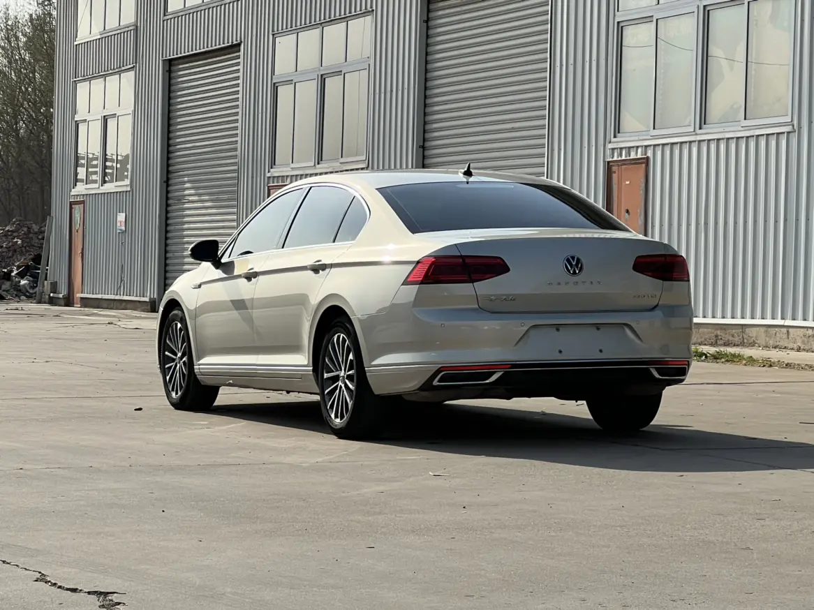Volkswagen Magotan