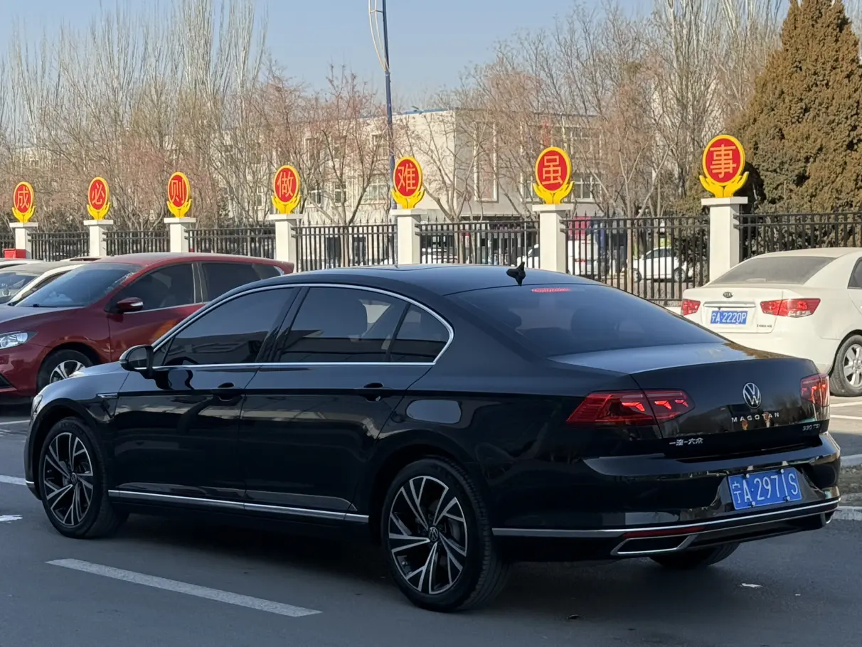 Volkswagen Magotan
