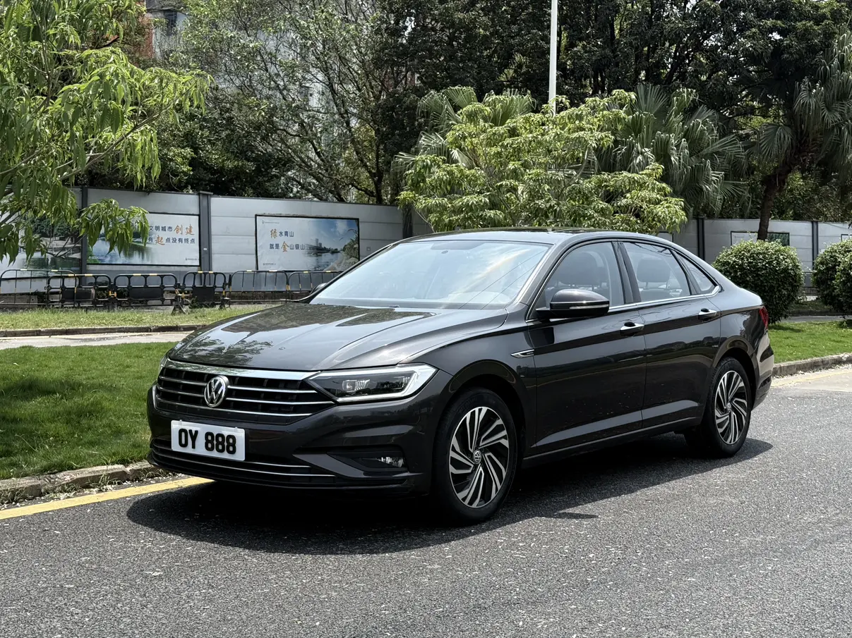 Volkswagen Sagitar