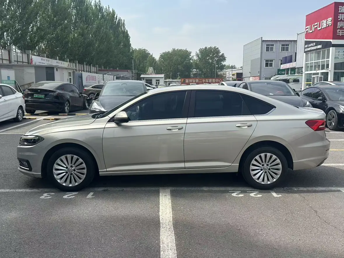 Volkswagen Lavida