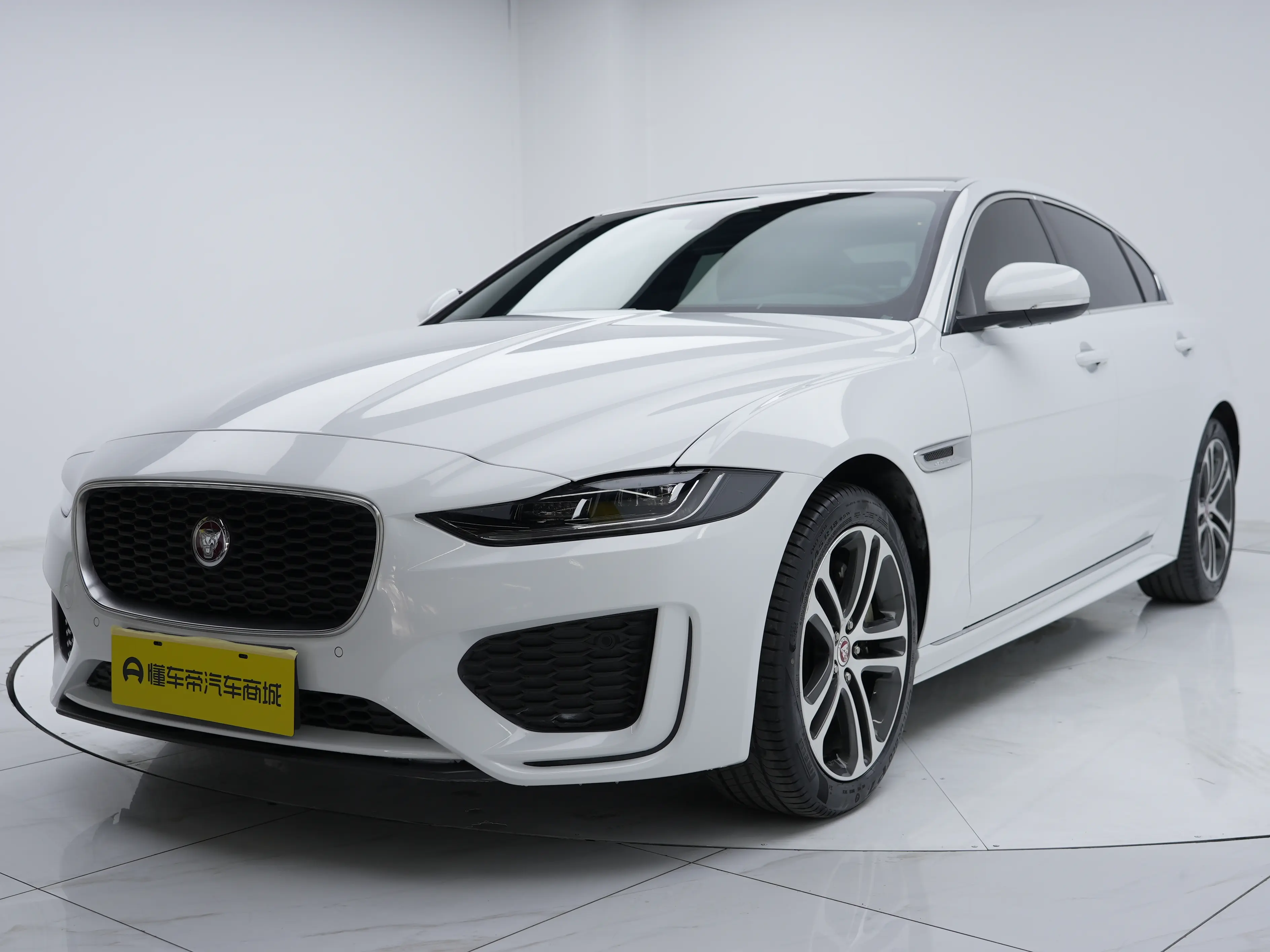 Jaguar XEL