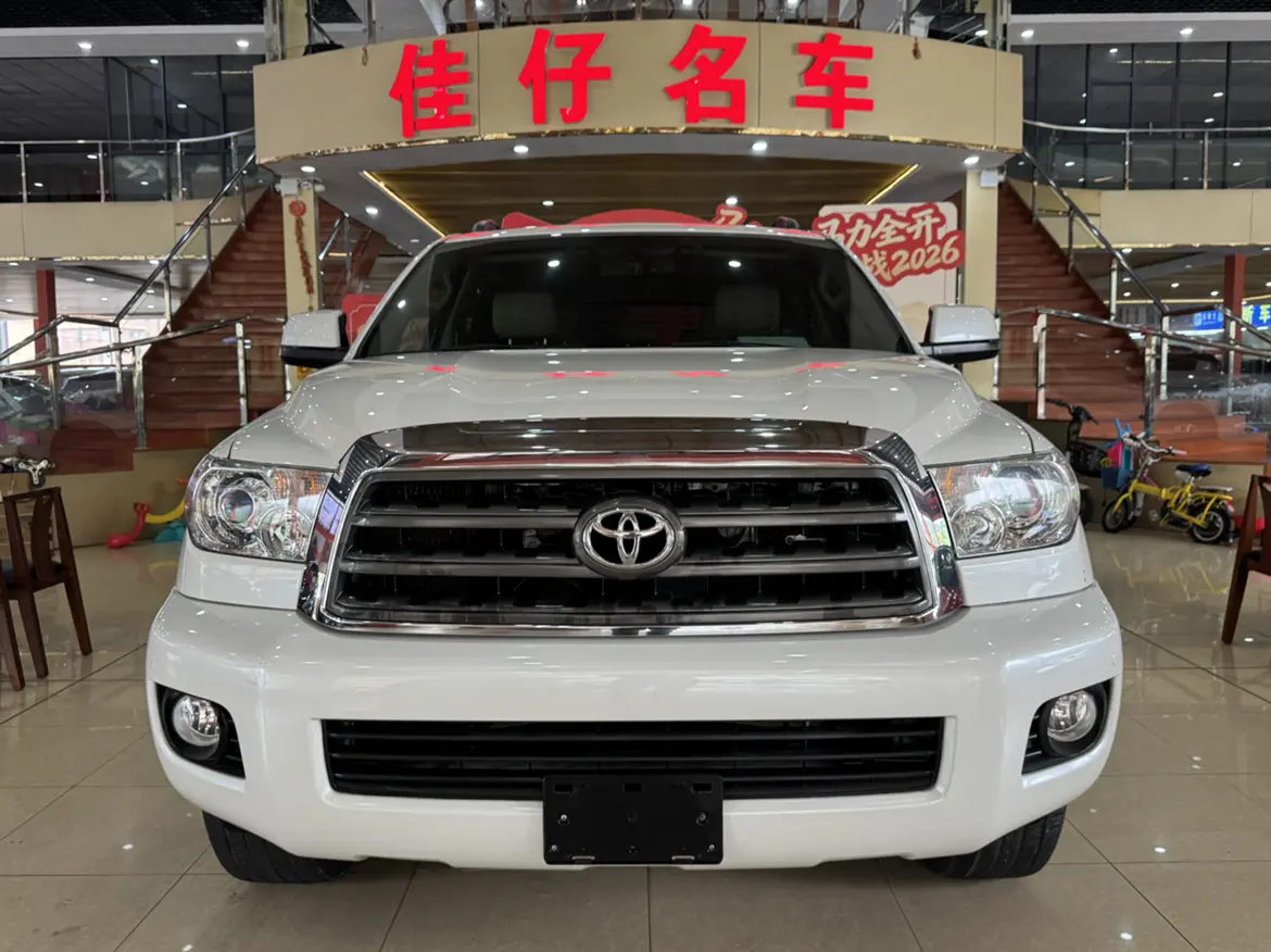 Toyota Sequoia