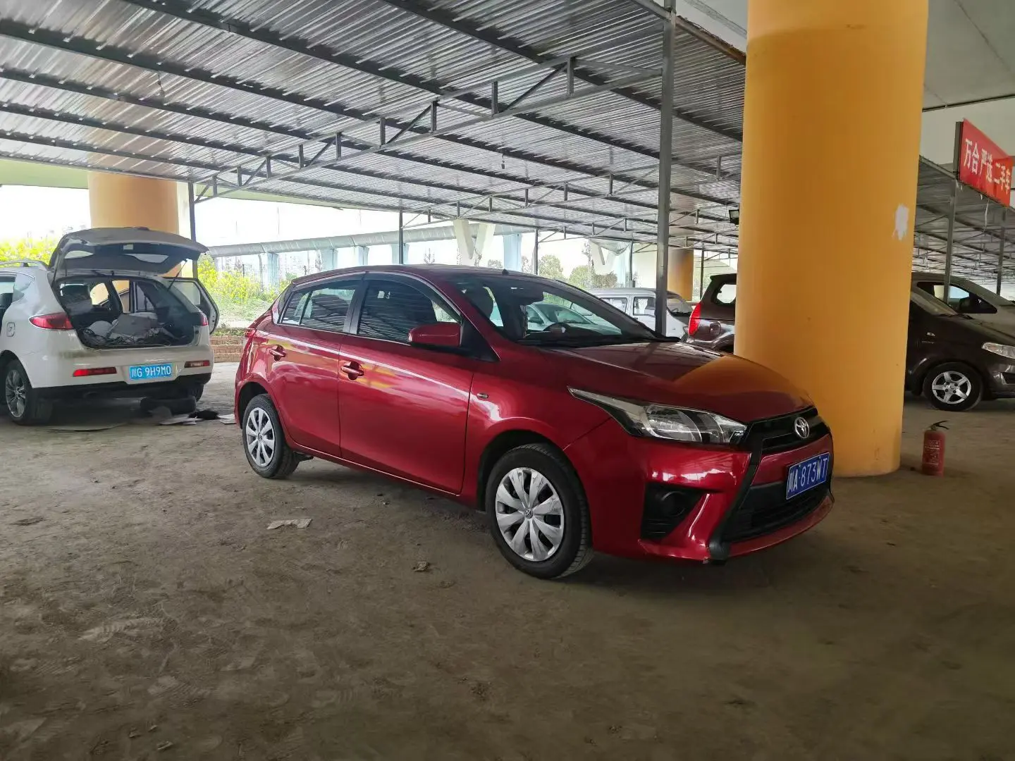 Toyota Yaris L