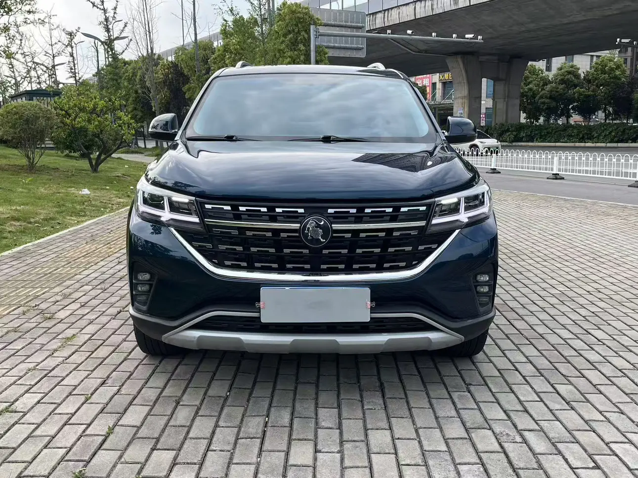Forthing Fengxing T5