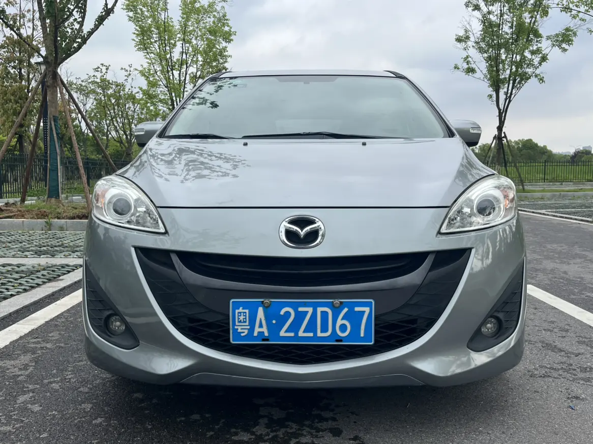 Mazda 5
