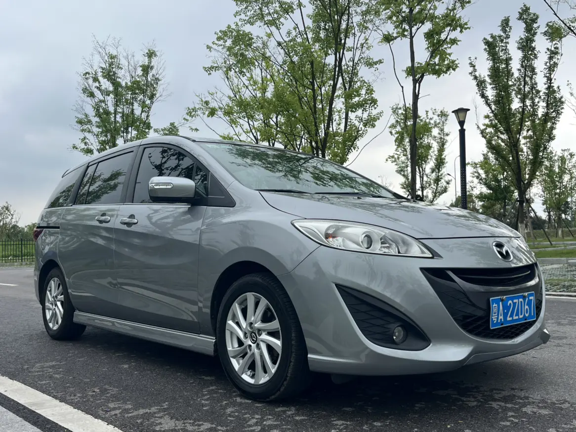 Mazda 5